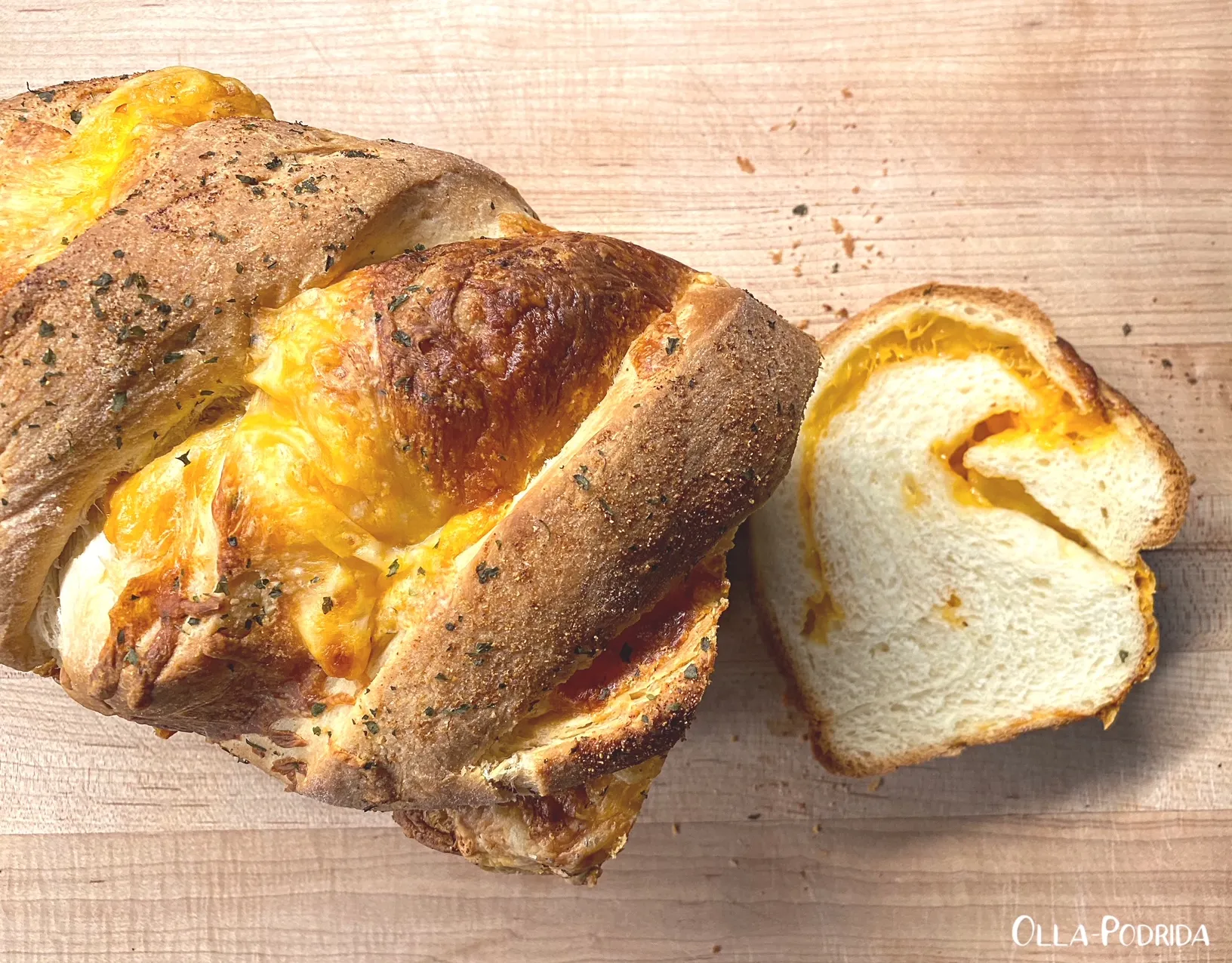 ABM Foolproof Cheese and Oat Bread