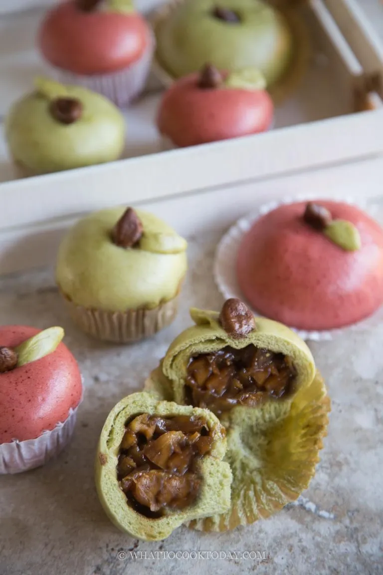 Apple Shaped Steamed Buns