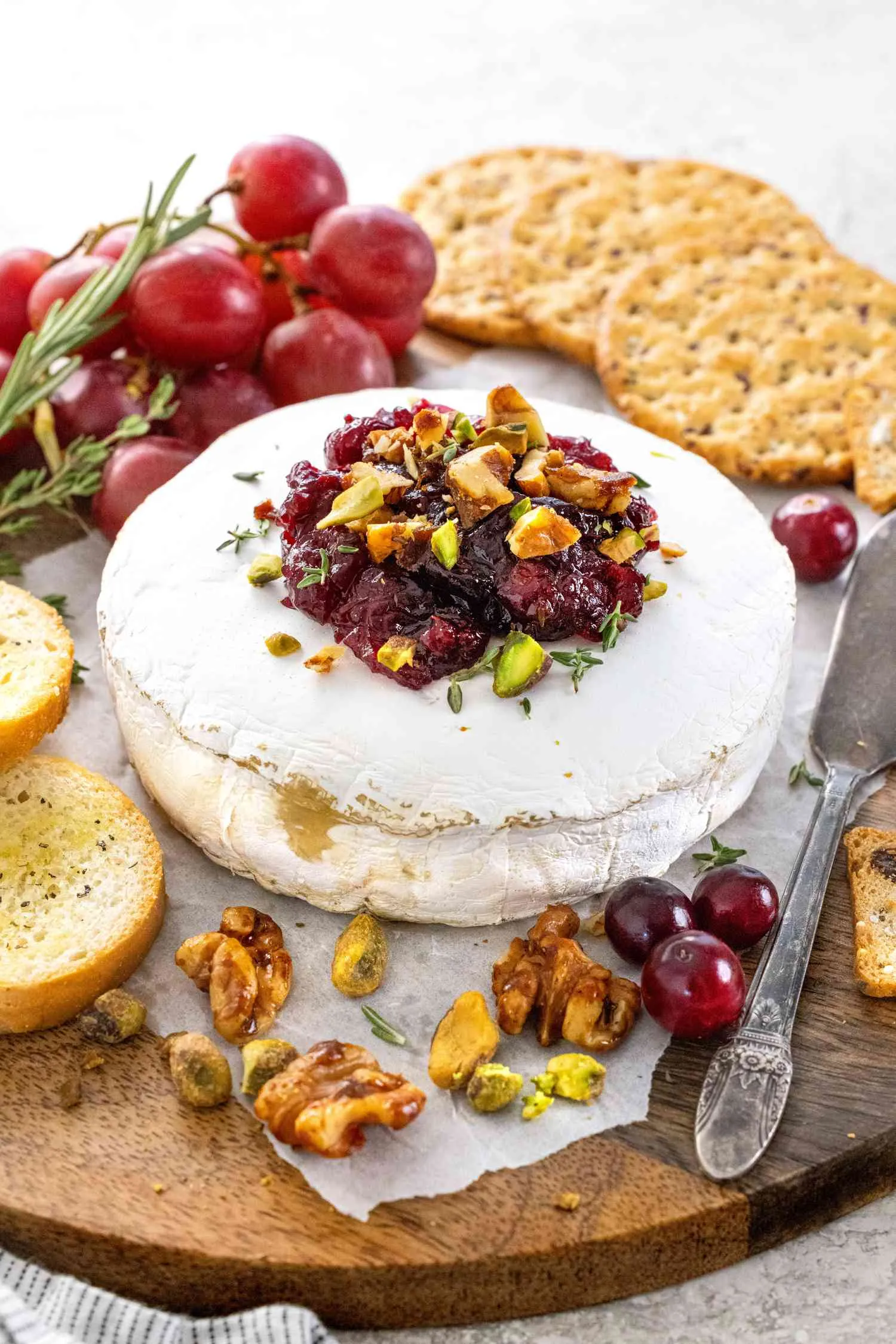 Baked Brie Appetizer with Cranberries and Walnuts