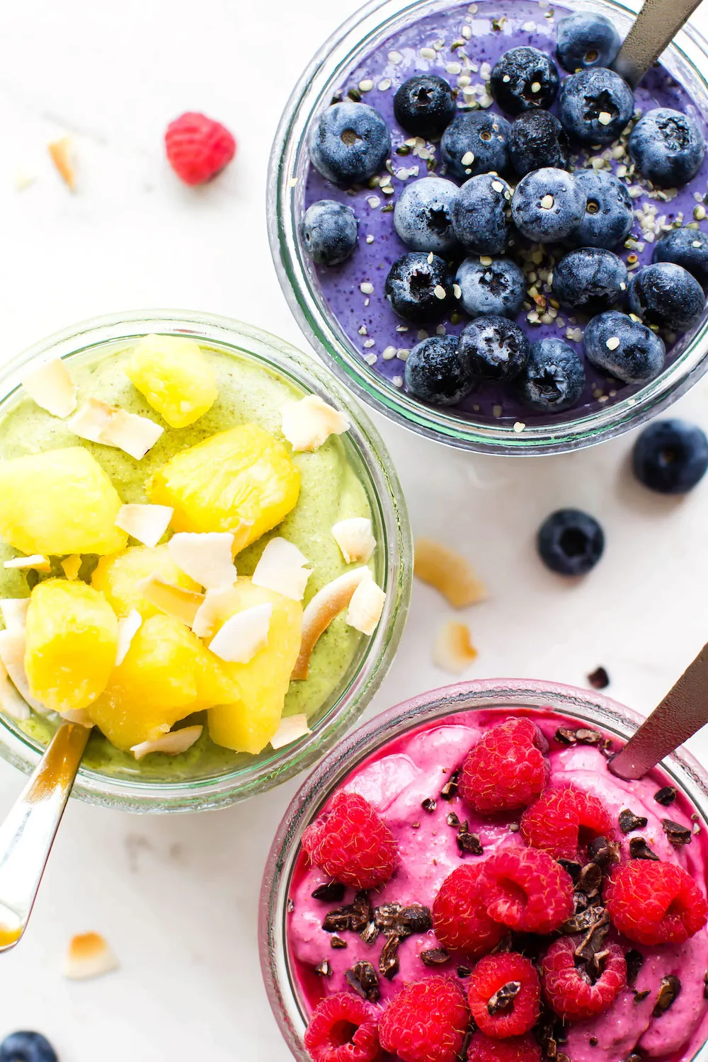 Banana Free Smoothie Bowls