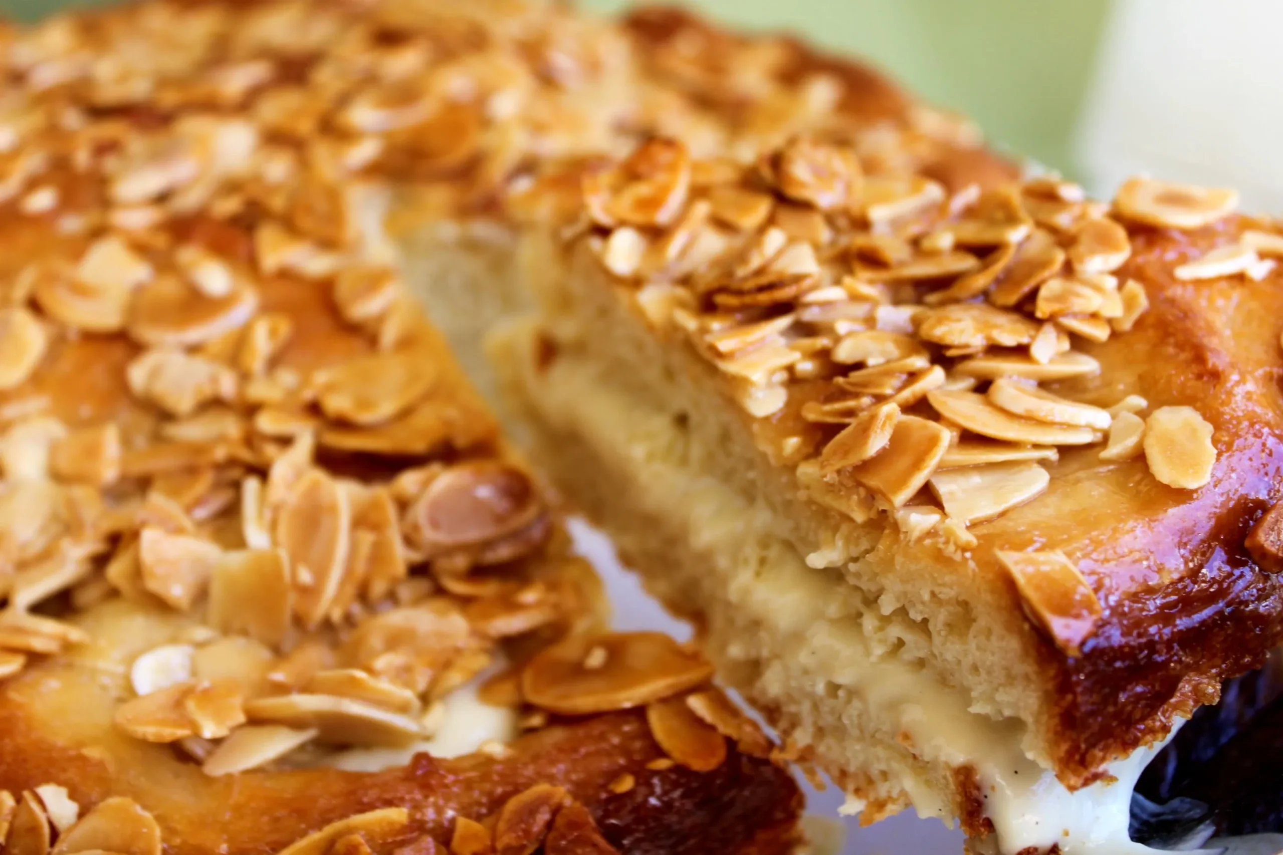 Bee Sting Cake (German Bienenstich)