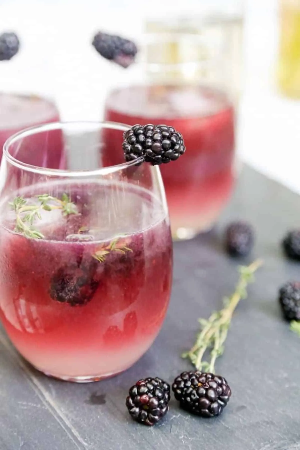 Blackberry Thyme and Vanilla Lemonade