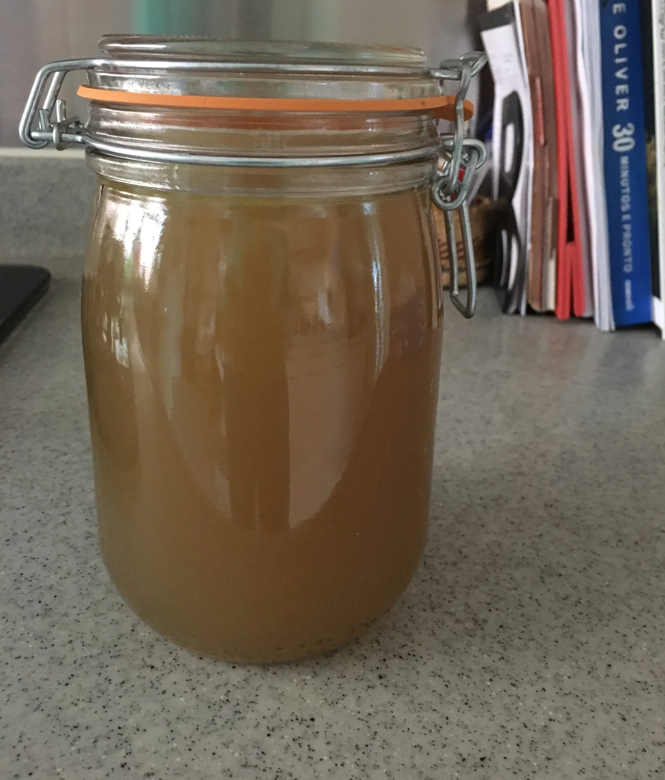 Bouillon de Poulet en Conserves