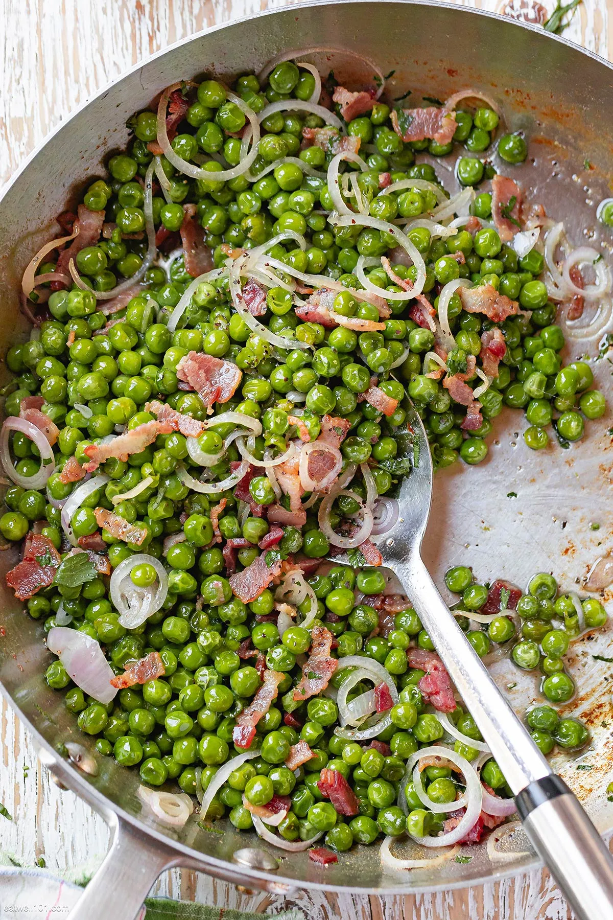 Buttery Garlic and Bacon Peas
