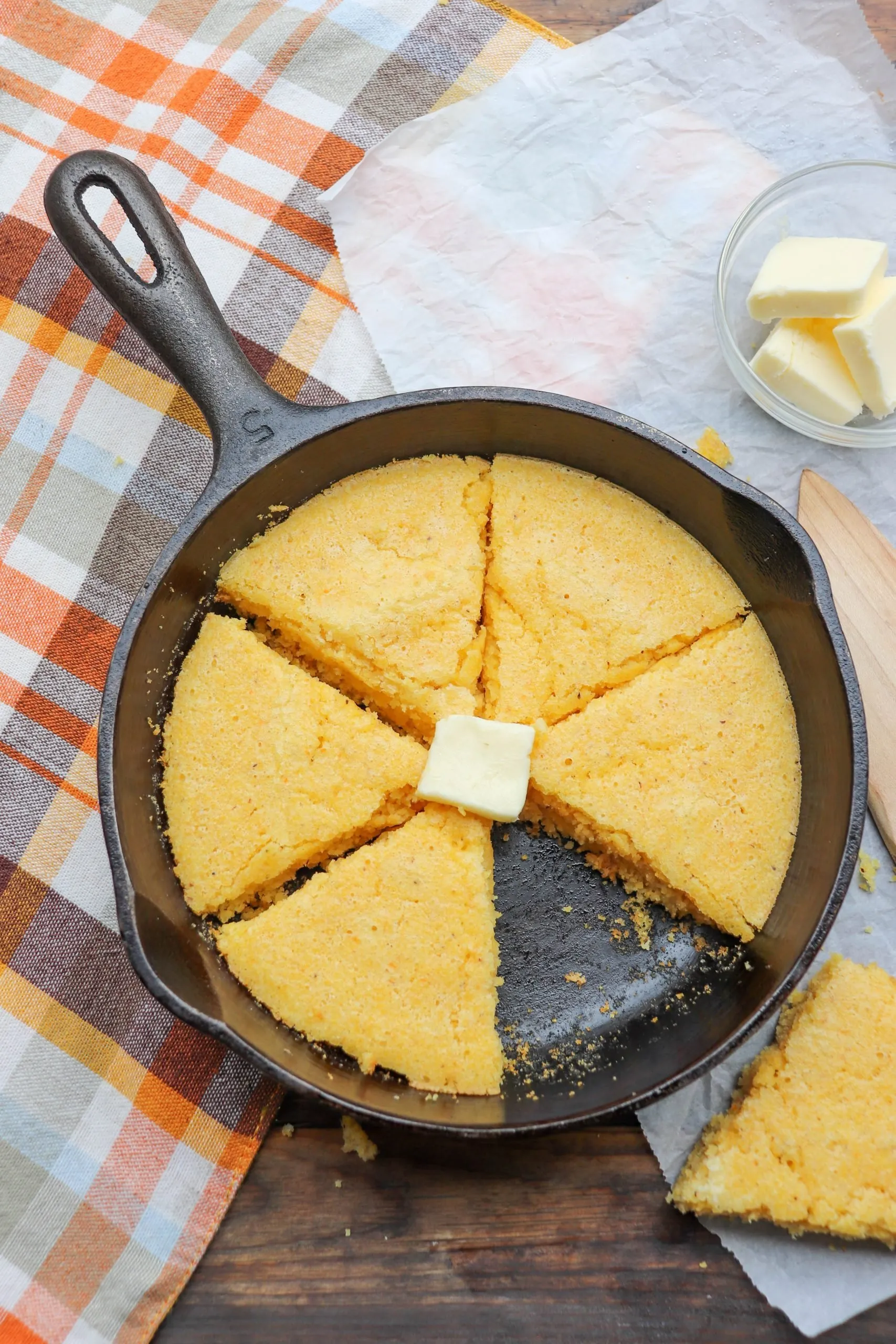 Camp Style Skillet Corn Bread with Cheese