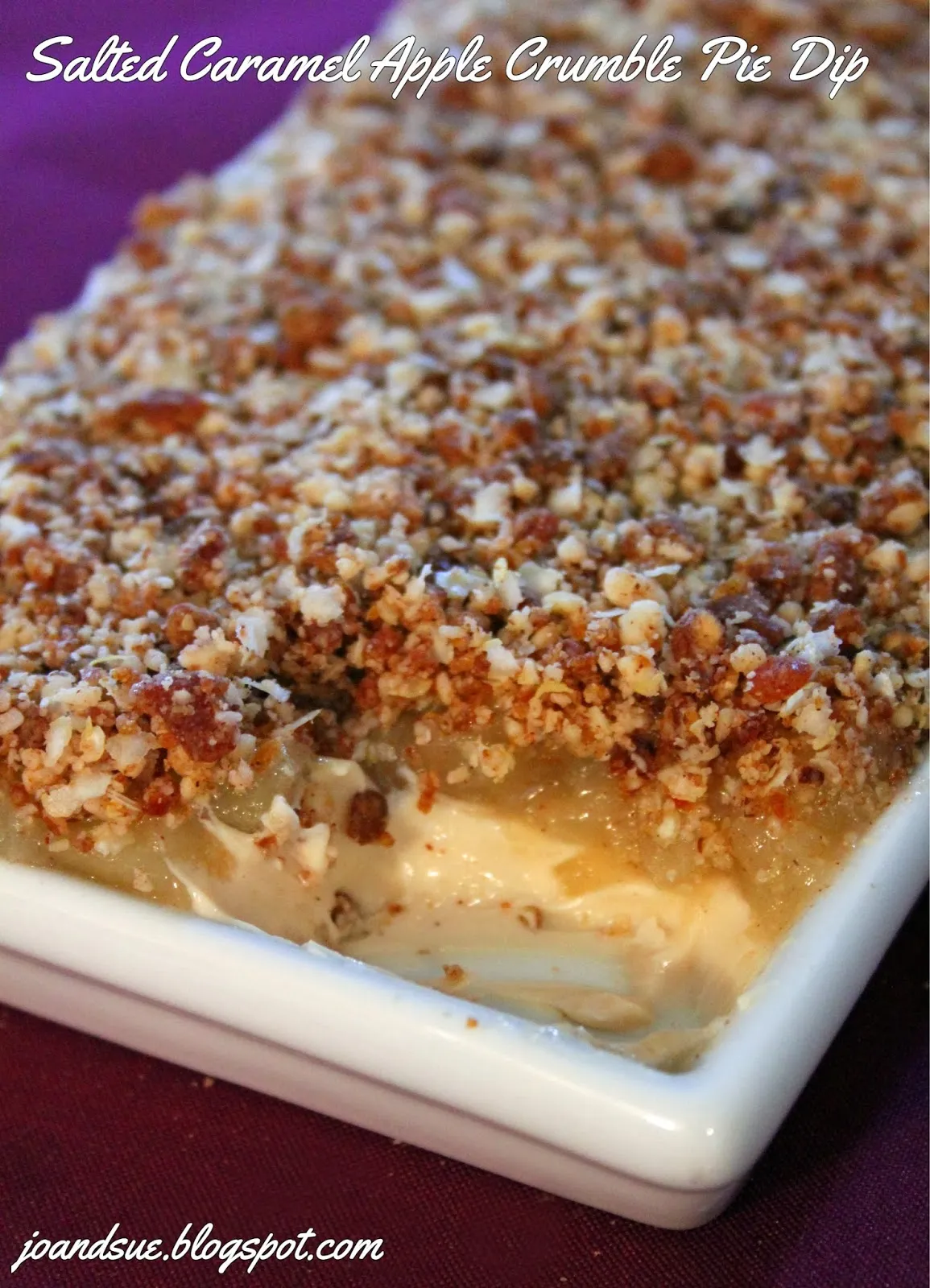 Caramel Apple Crumble Cheesecake Dip