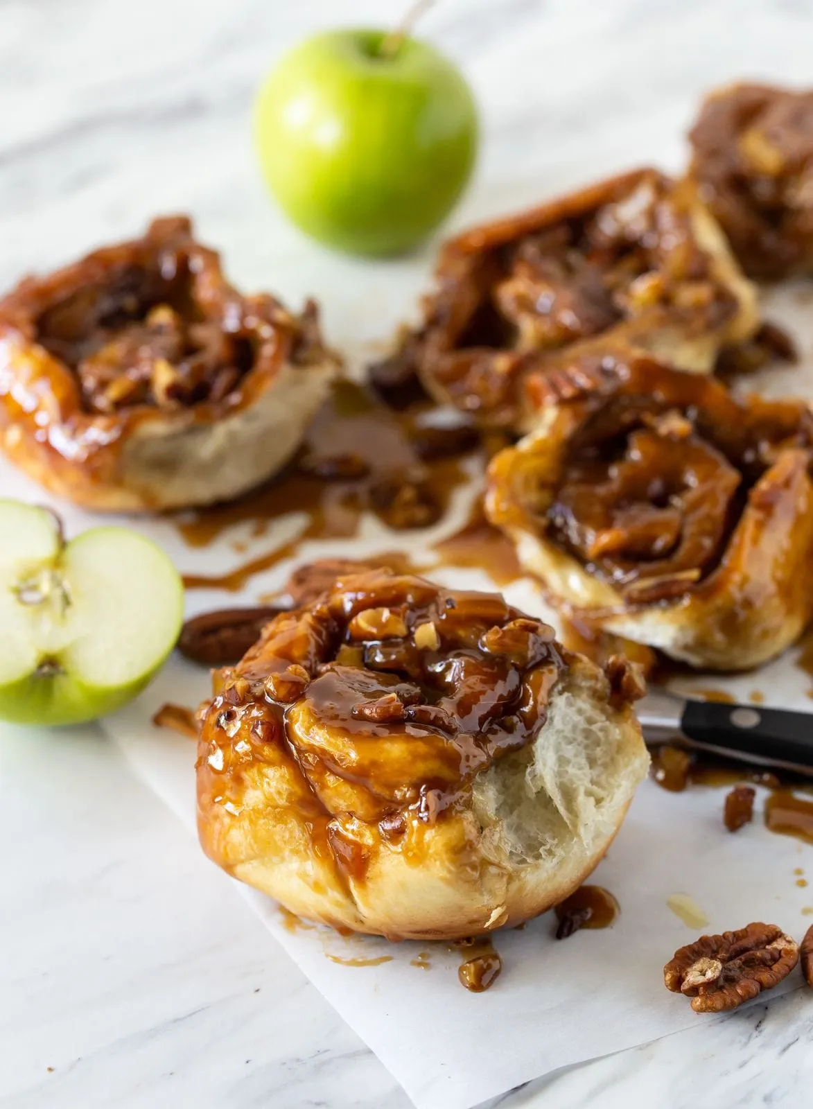 Caramel Rolls with Apples and Walnuts