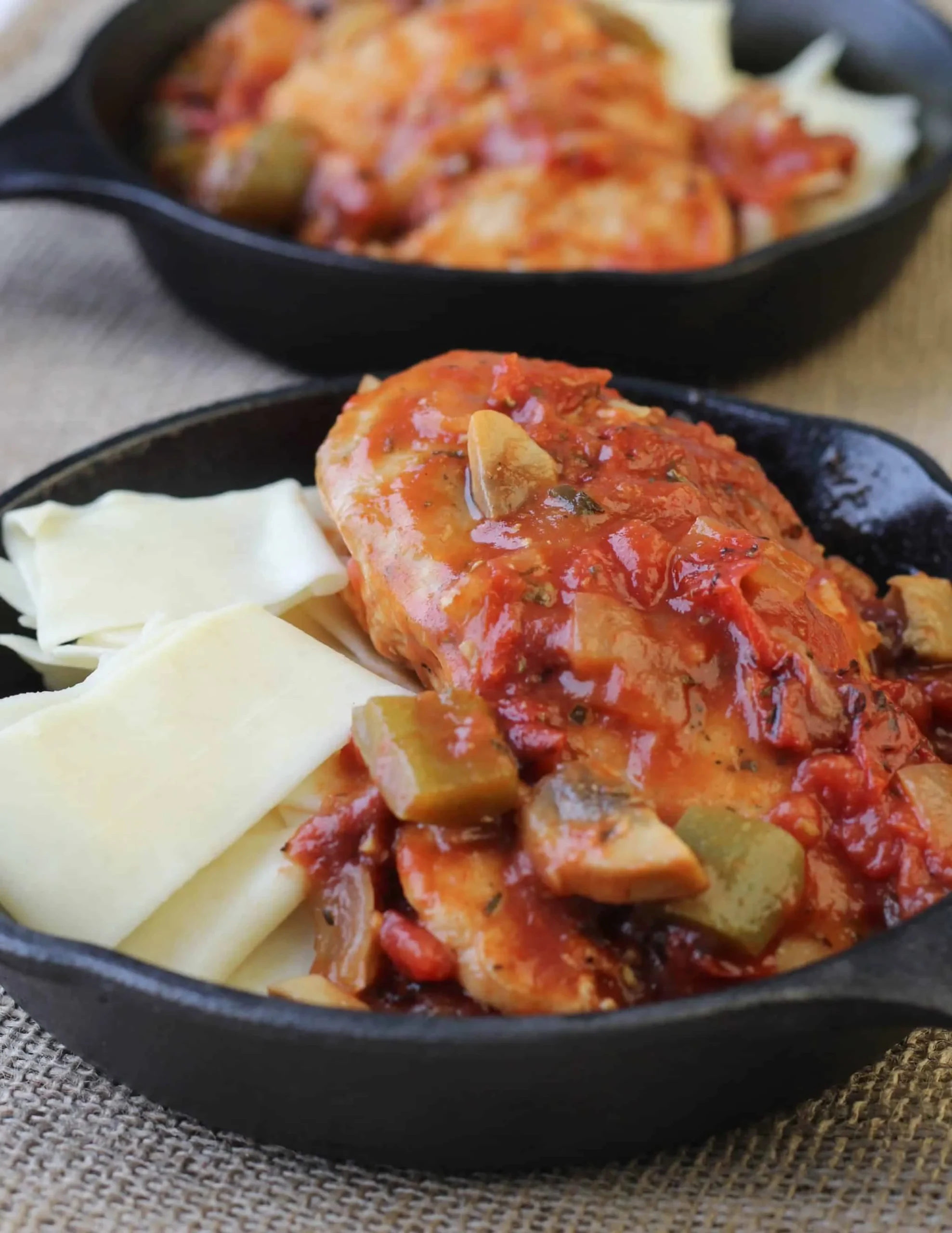 Chicken Baked in Green Tomato