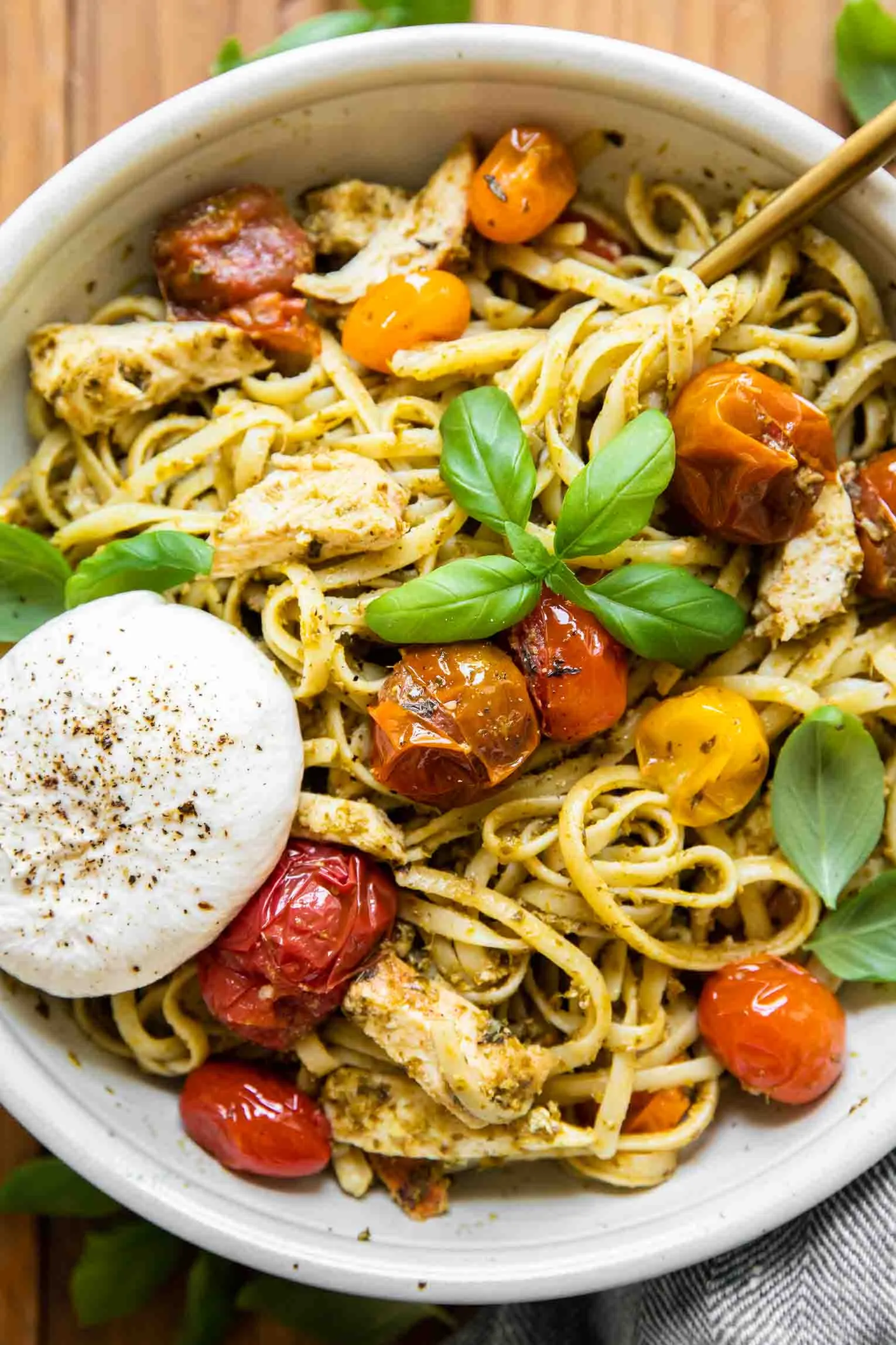 Chicken Tomato Pesto Burrata Pasta