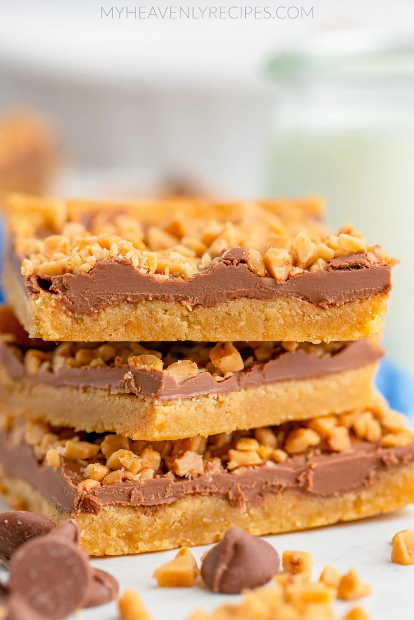 Chocolate Toffee Crumble Bars