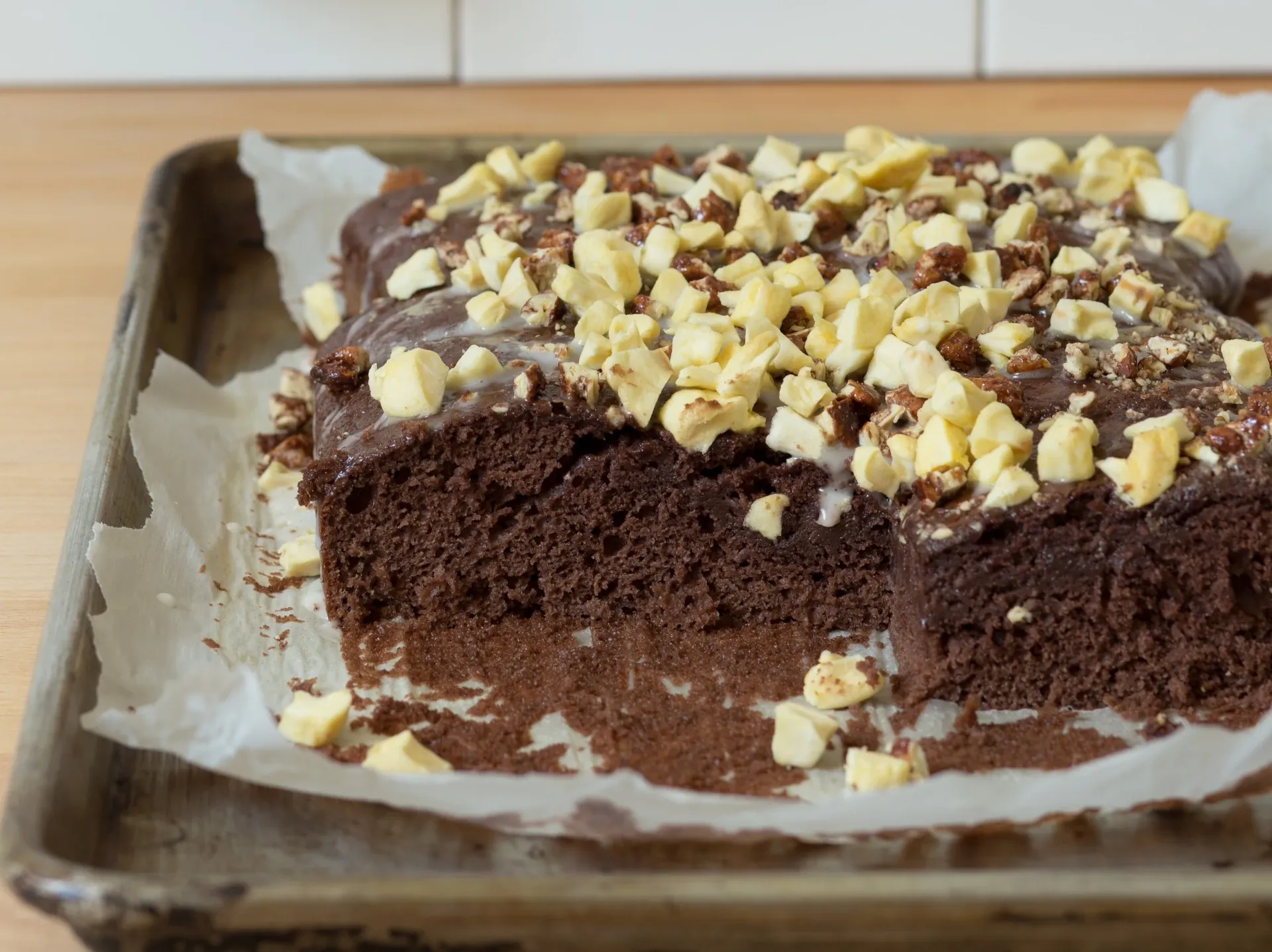 Chocolate Top Apple Cake