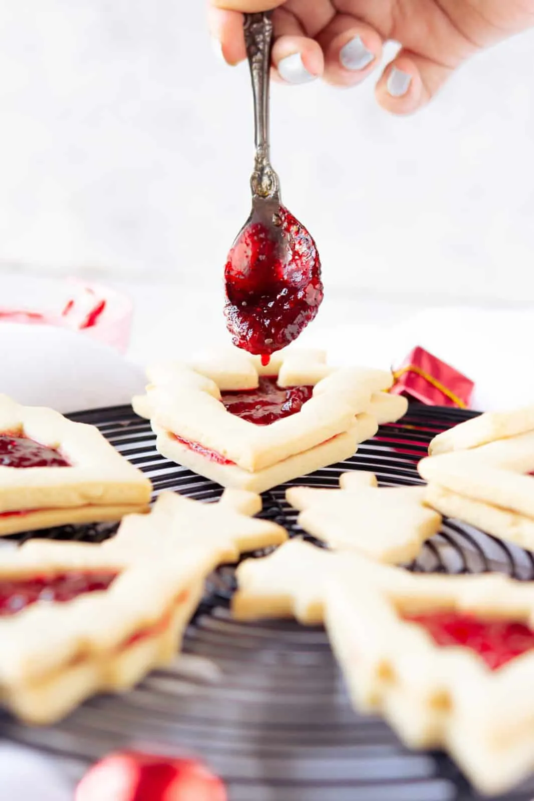 Christmas Tree Linzer Cookies