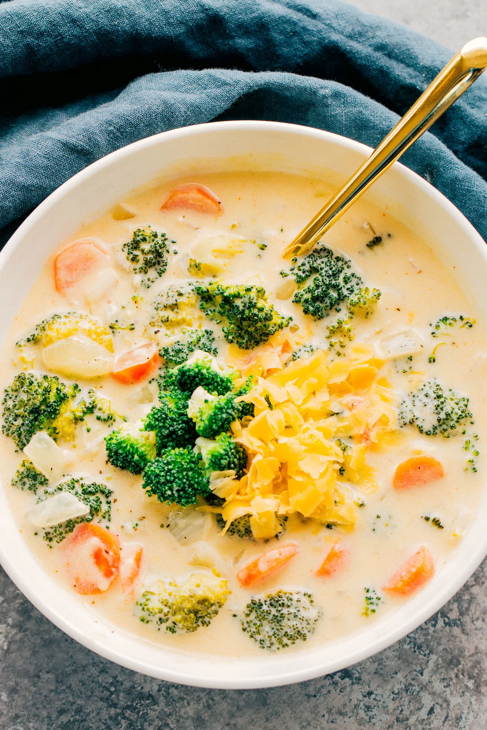 Creamy Broccoli Vegetable and Cheese Soup