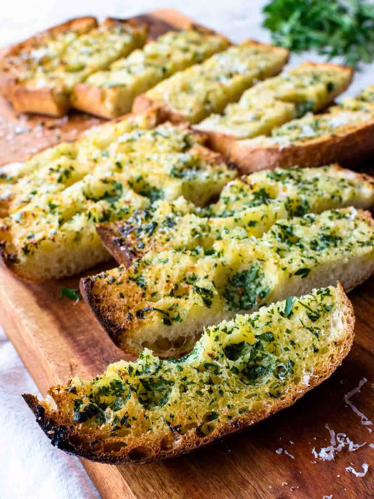 Creamy Garlic Dill Toasted Ciabatta Bread with Lemon