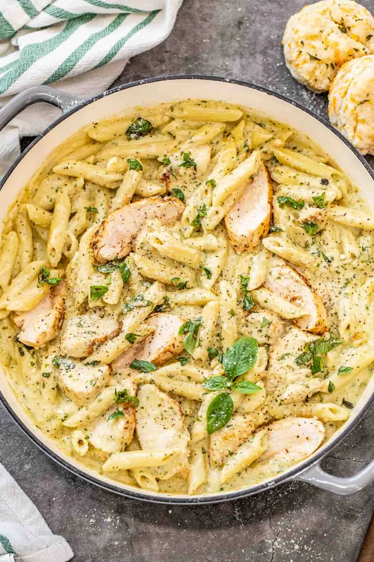 Creamy Pesto Alfredo Chicken Pasta