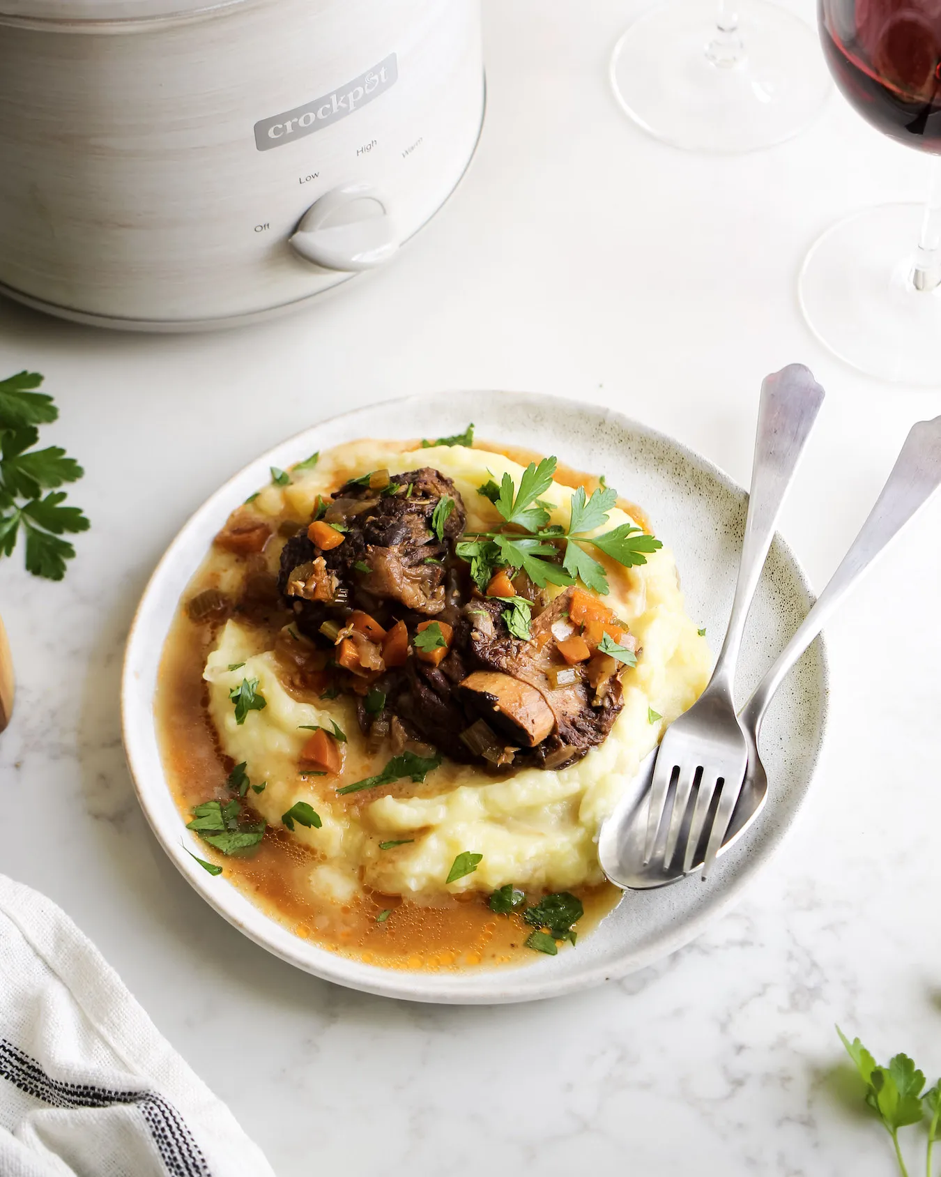 Crockpot Red Wine Braised Short Ribs