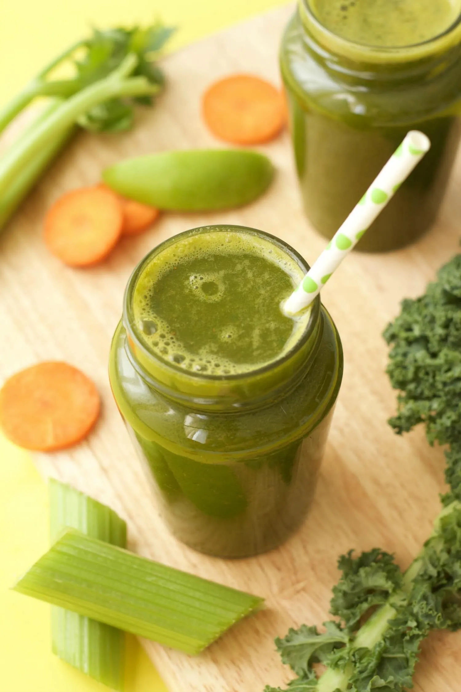 Delicious Kale and Carrots Green Juice