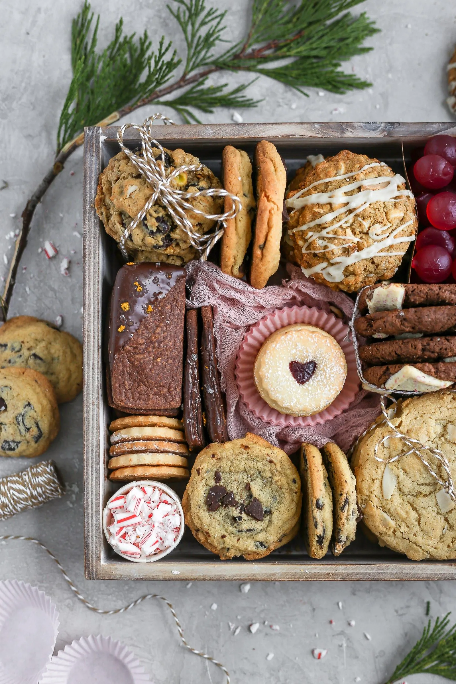 Easy Christmas Cookies to Give as Gifts
