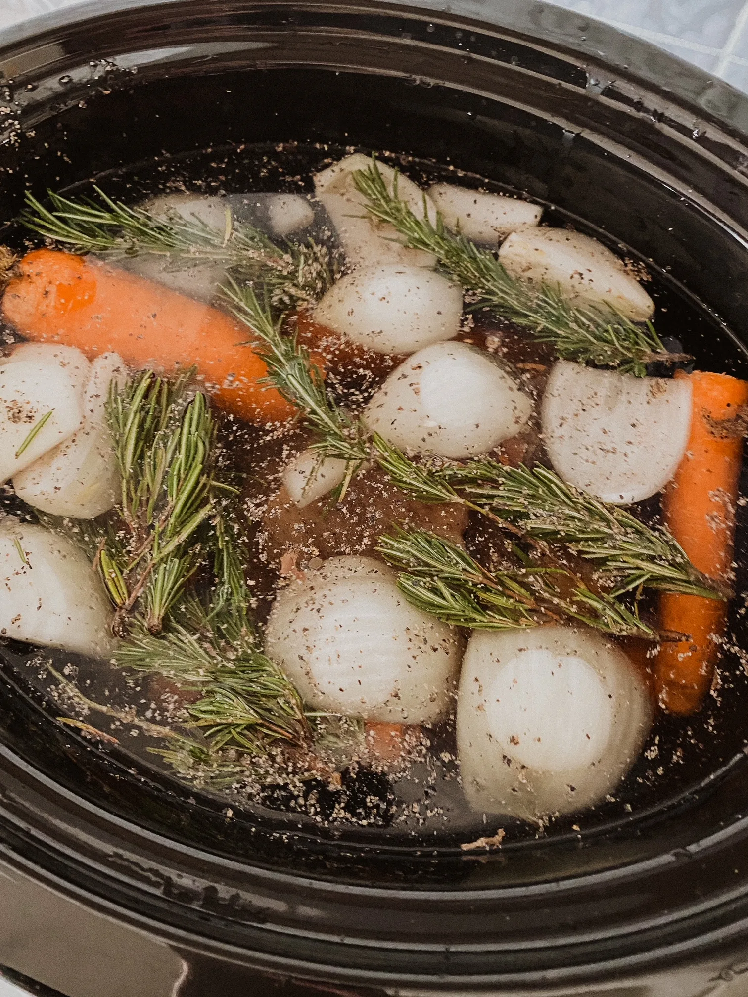 Easy Crockpot Bone Broth