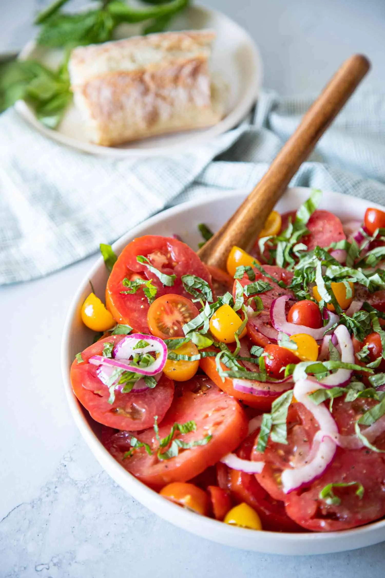 Easy Herb Tomato Salad