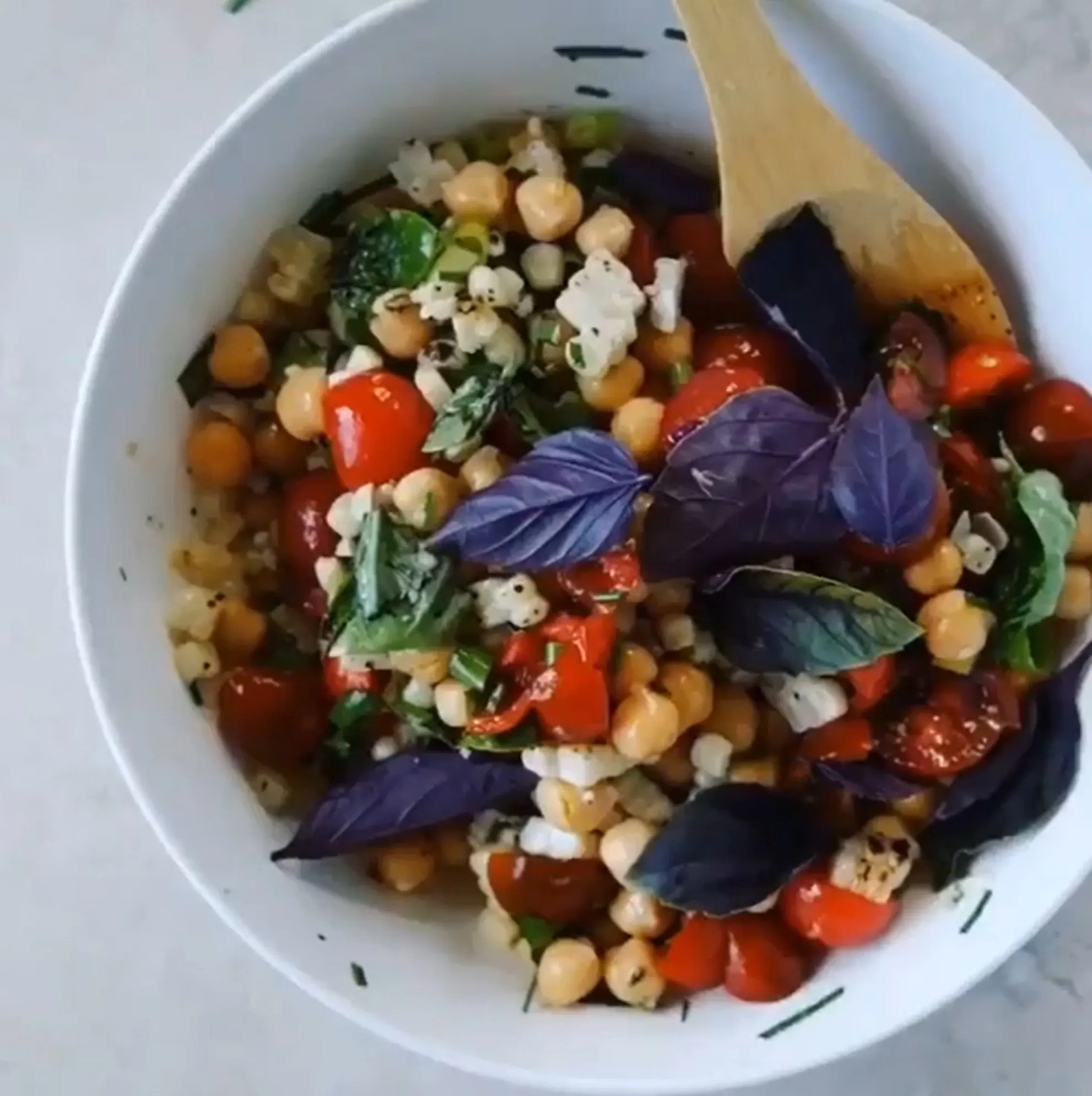 Easy Summer Chickpea Salad
