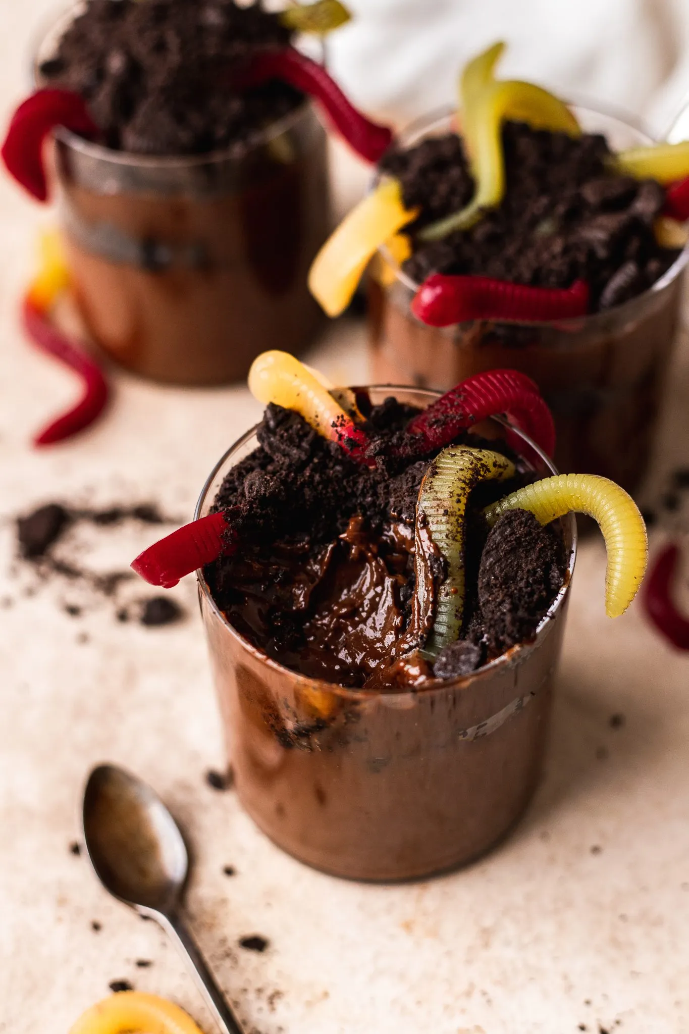 Easy Vegan Dirt Pudding