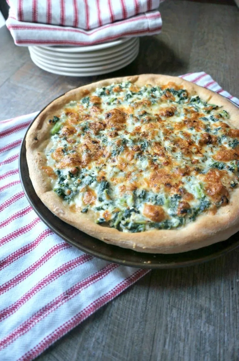 Easy White Spinach Pizza