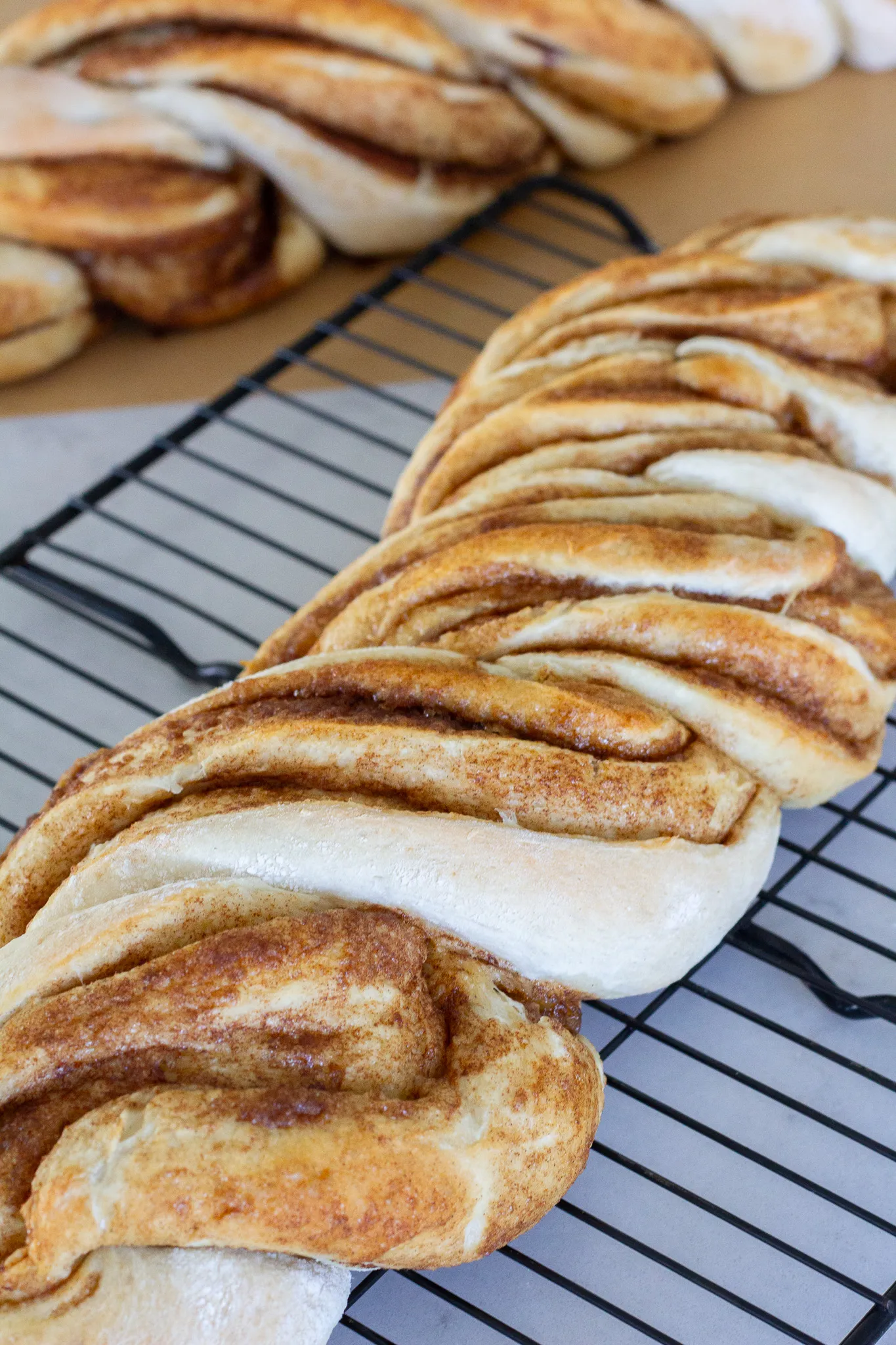 Easy and Fast Cinnamon Twist Loaf