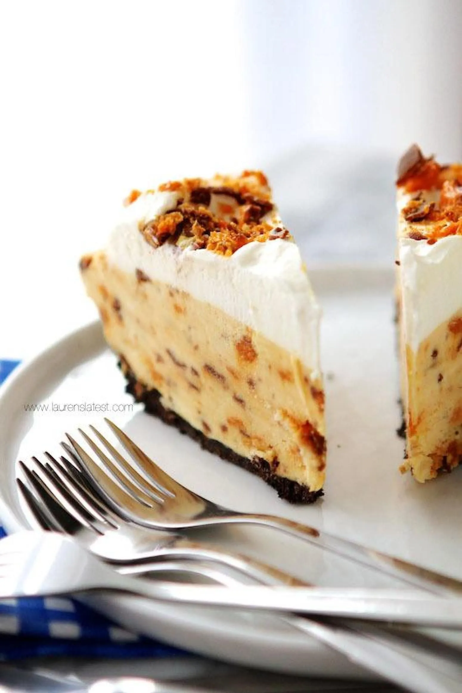 Frozen Butterfinger Mousse Pie