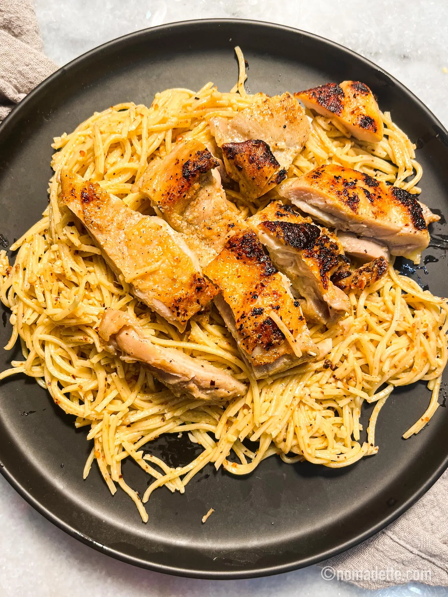 Garlic Chicken Pasta with Garlic Butter Pasta Sauce