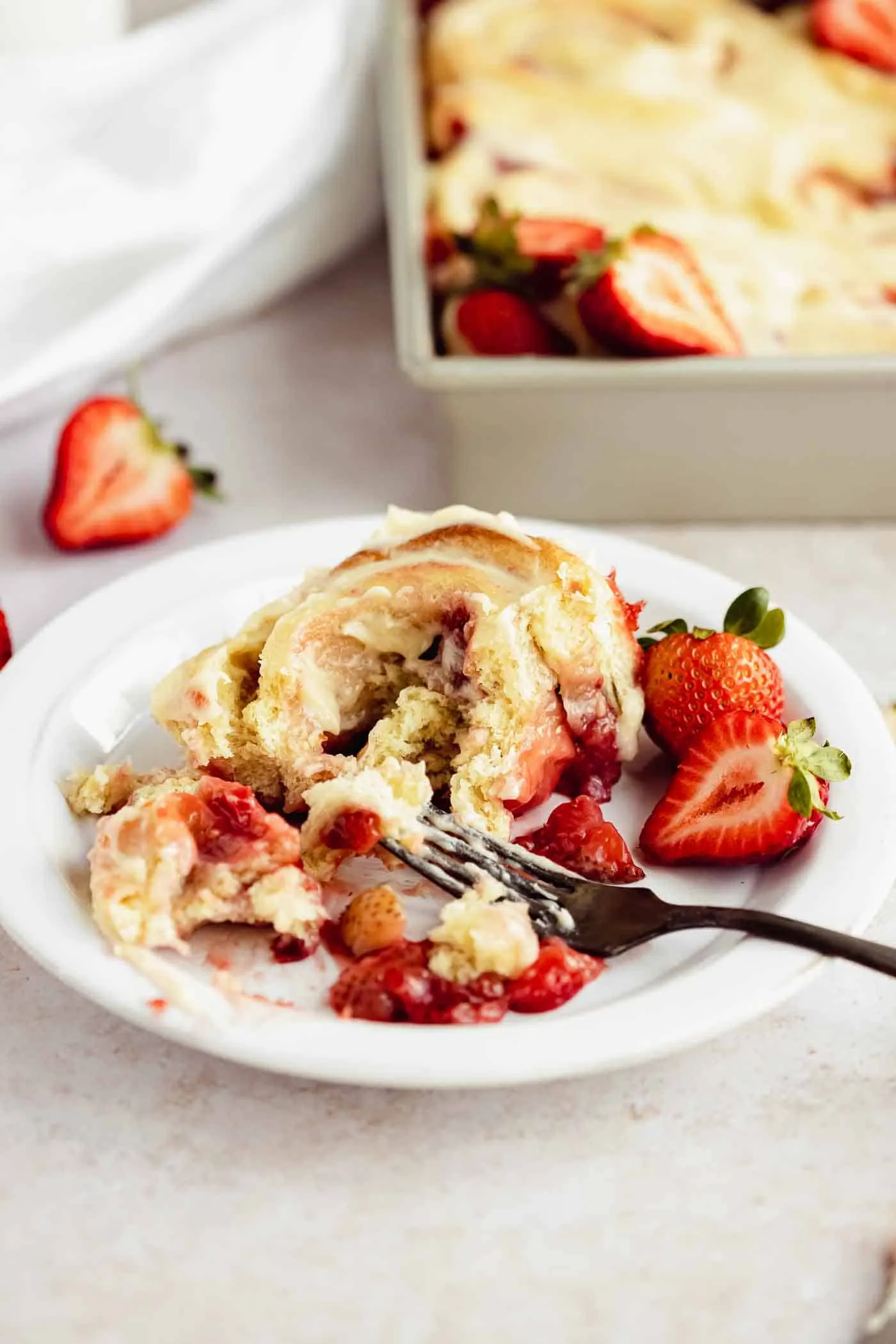 Gooey Strawberry Cream Cheese Rolls No Knead