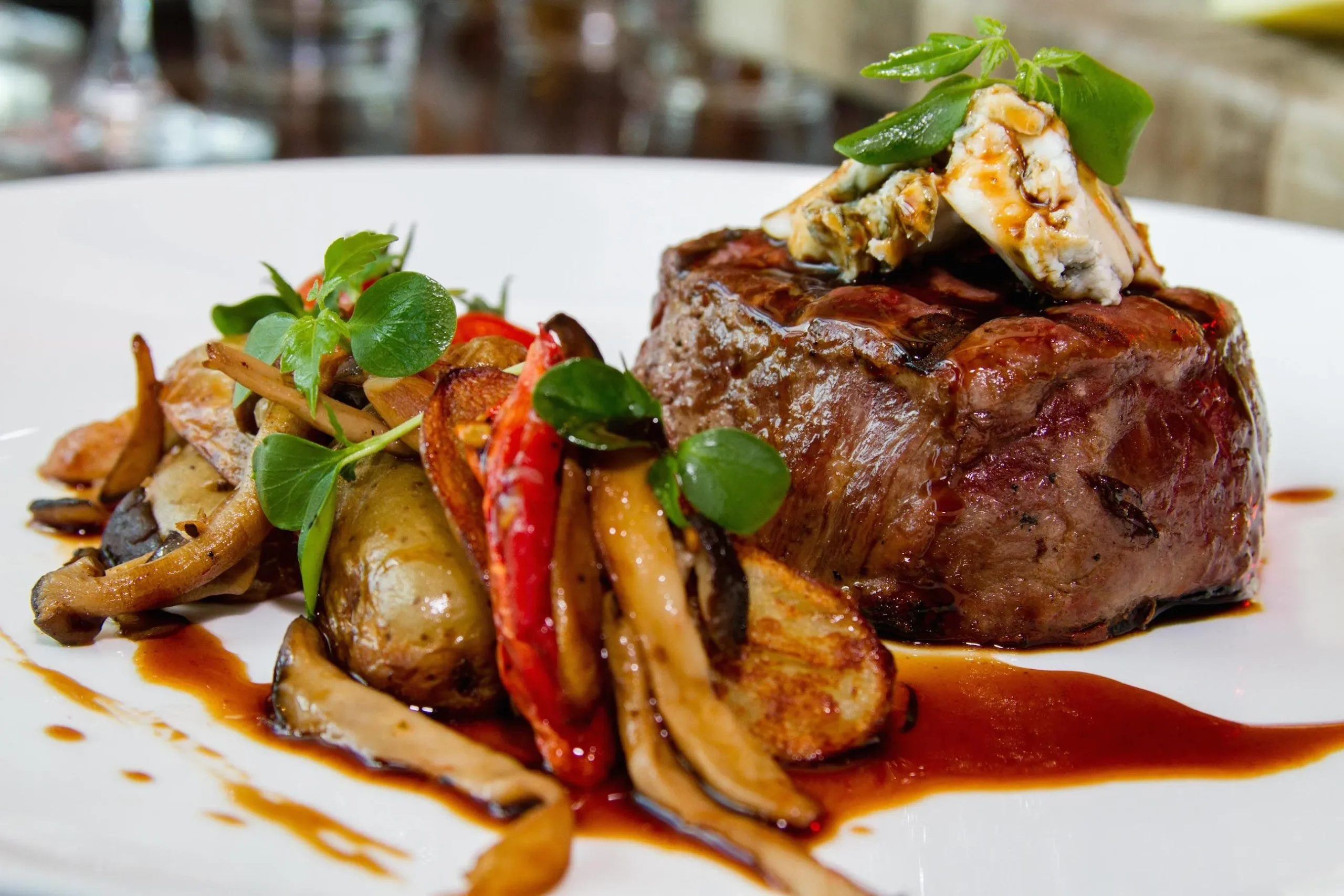 Griddled Fillet of Angus Beef with Spinach and Mushrooms