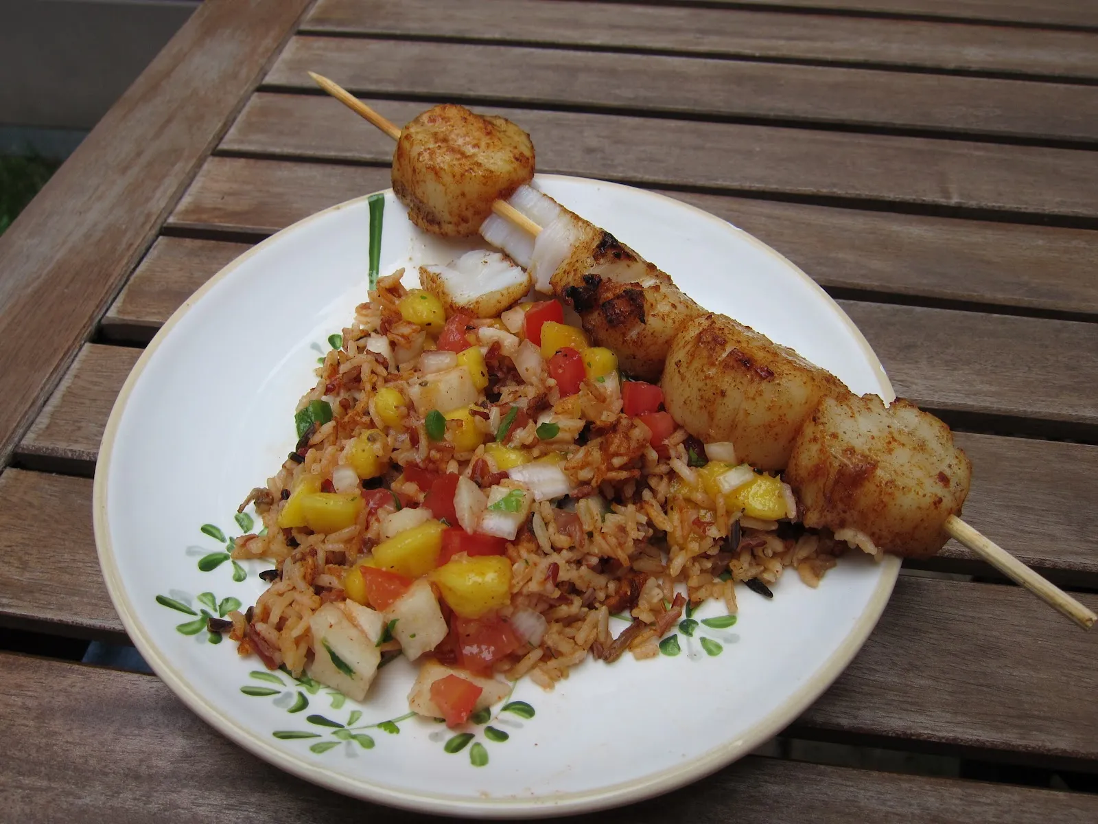 Grilled Scallops with Tomato Mango Salsa and Tomatillo Guacamole