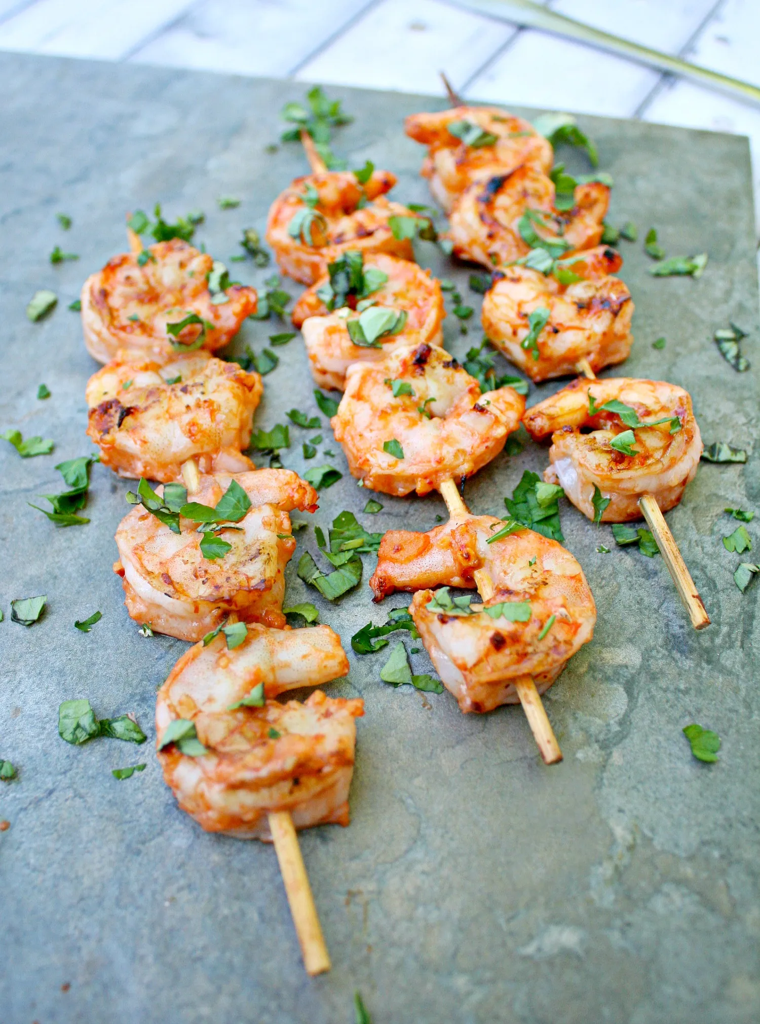 Grilled Shrimp with Salsa and Garlic Marinade