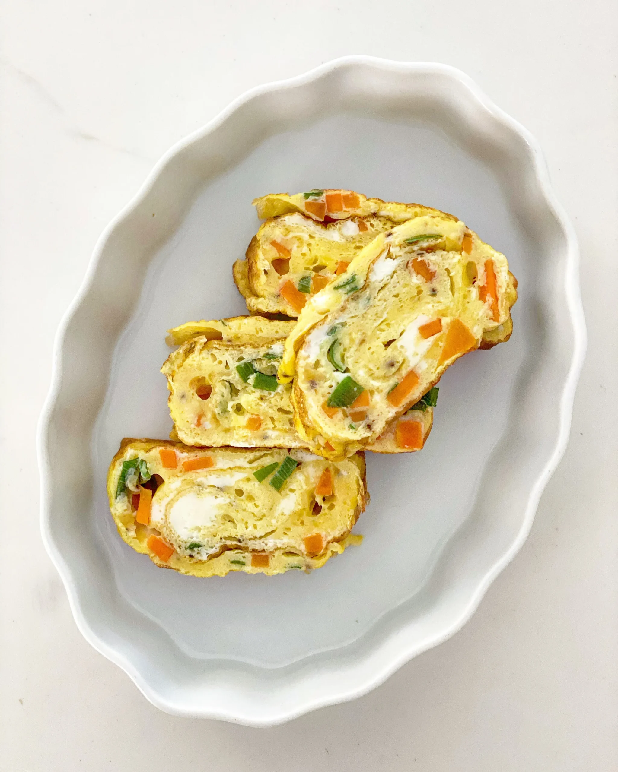 Gyeran Mari Rolled Omelette with Bell Pepper