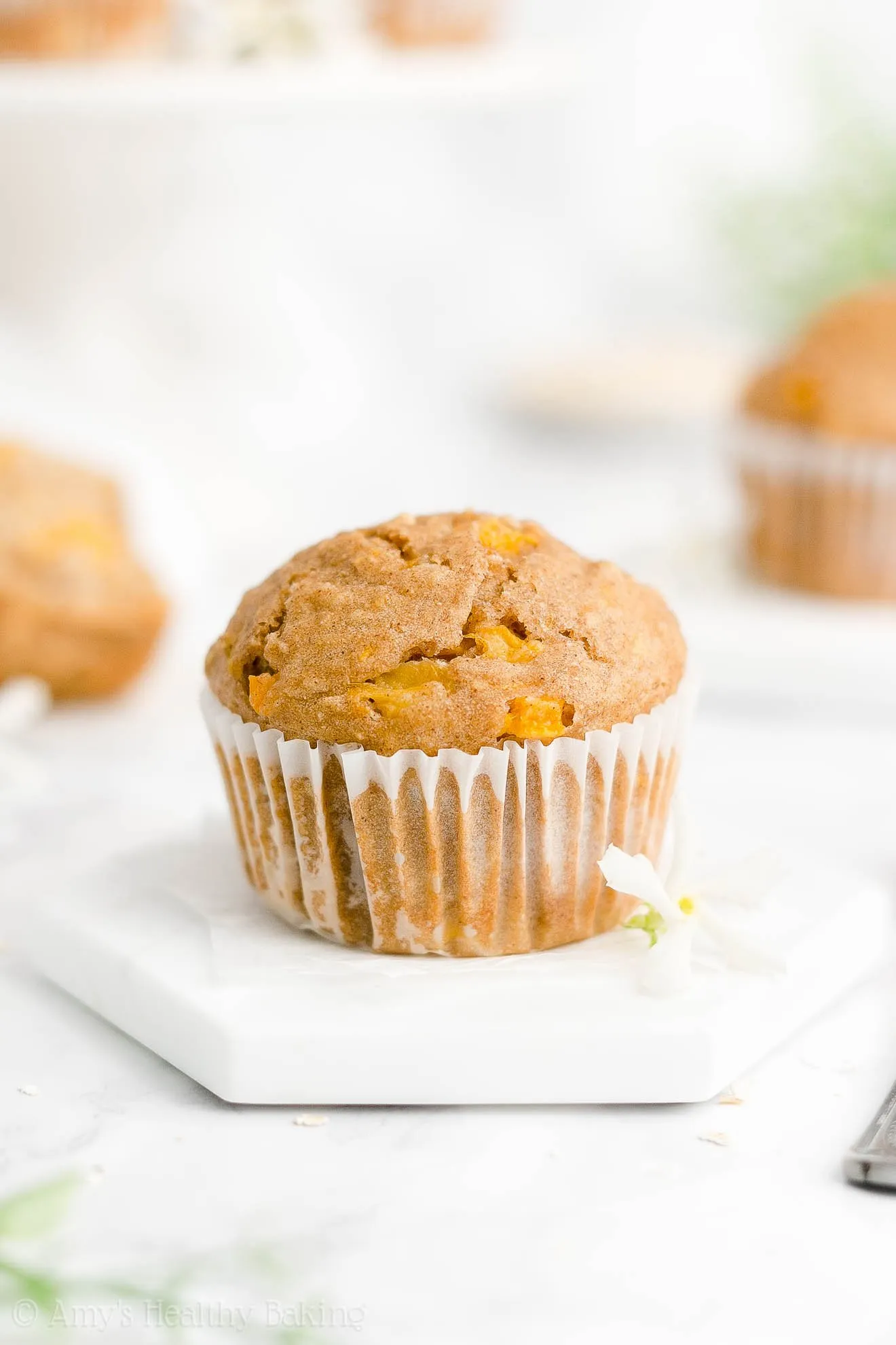 Healthy Peach Oatmeal Muffins