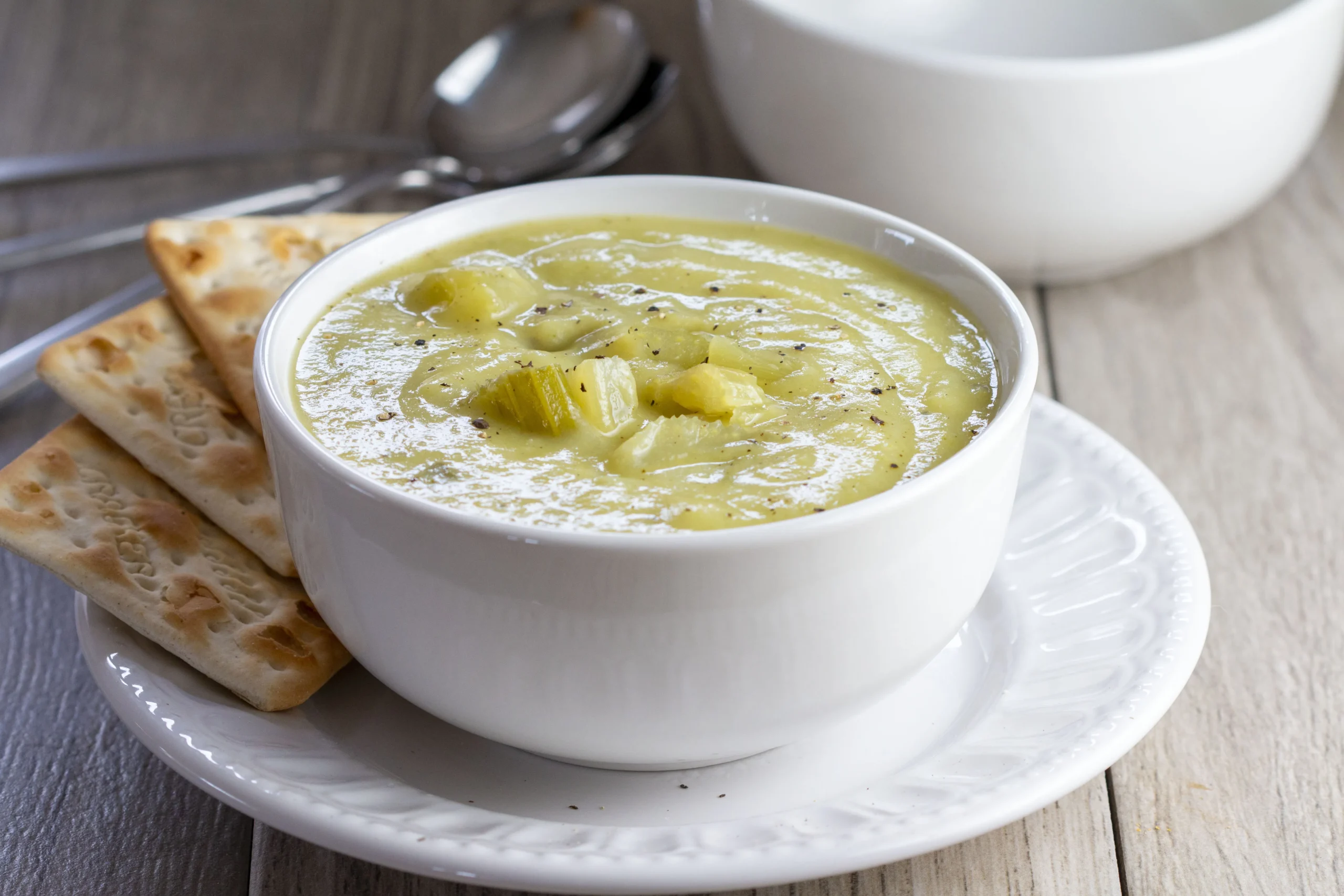 Healthy and Creamy Celery Soup