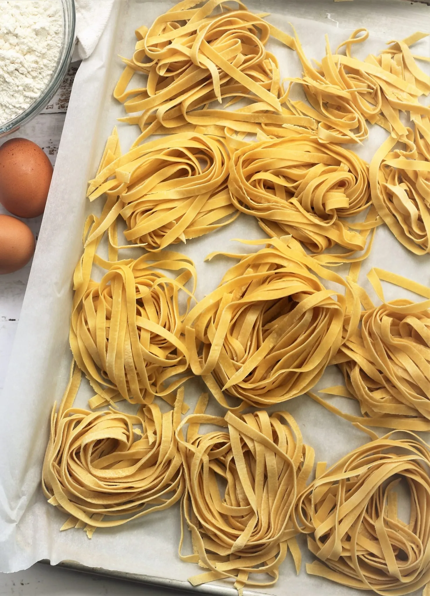 Homemade Tagliatelle with Cherry Tomatoes, Garlic, and Basil