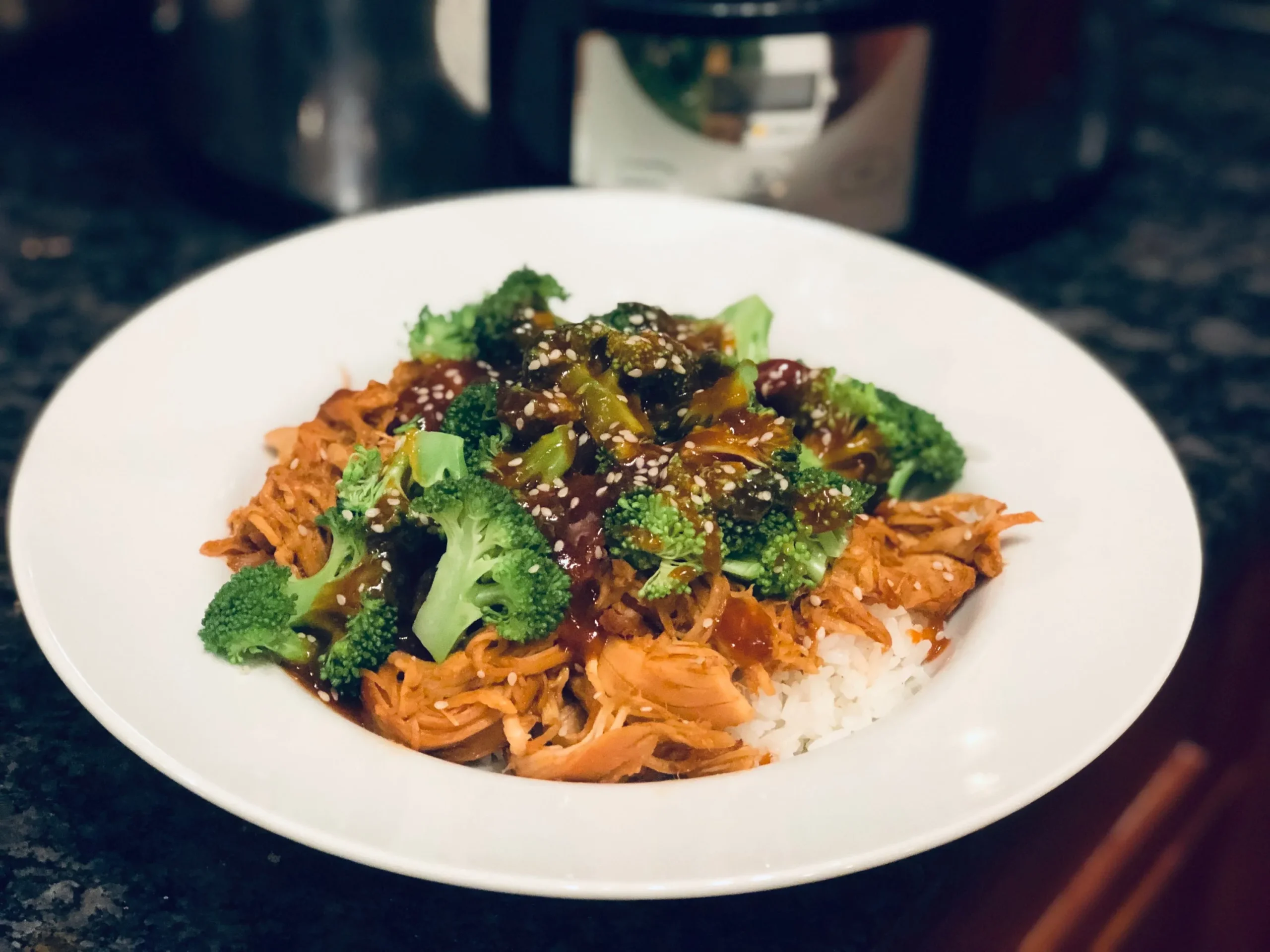 Honey Sriracha Chicken Bowls