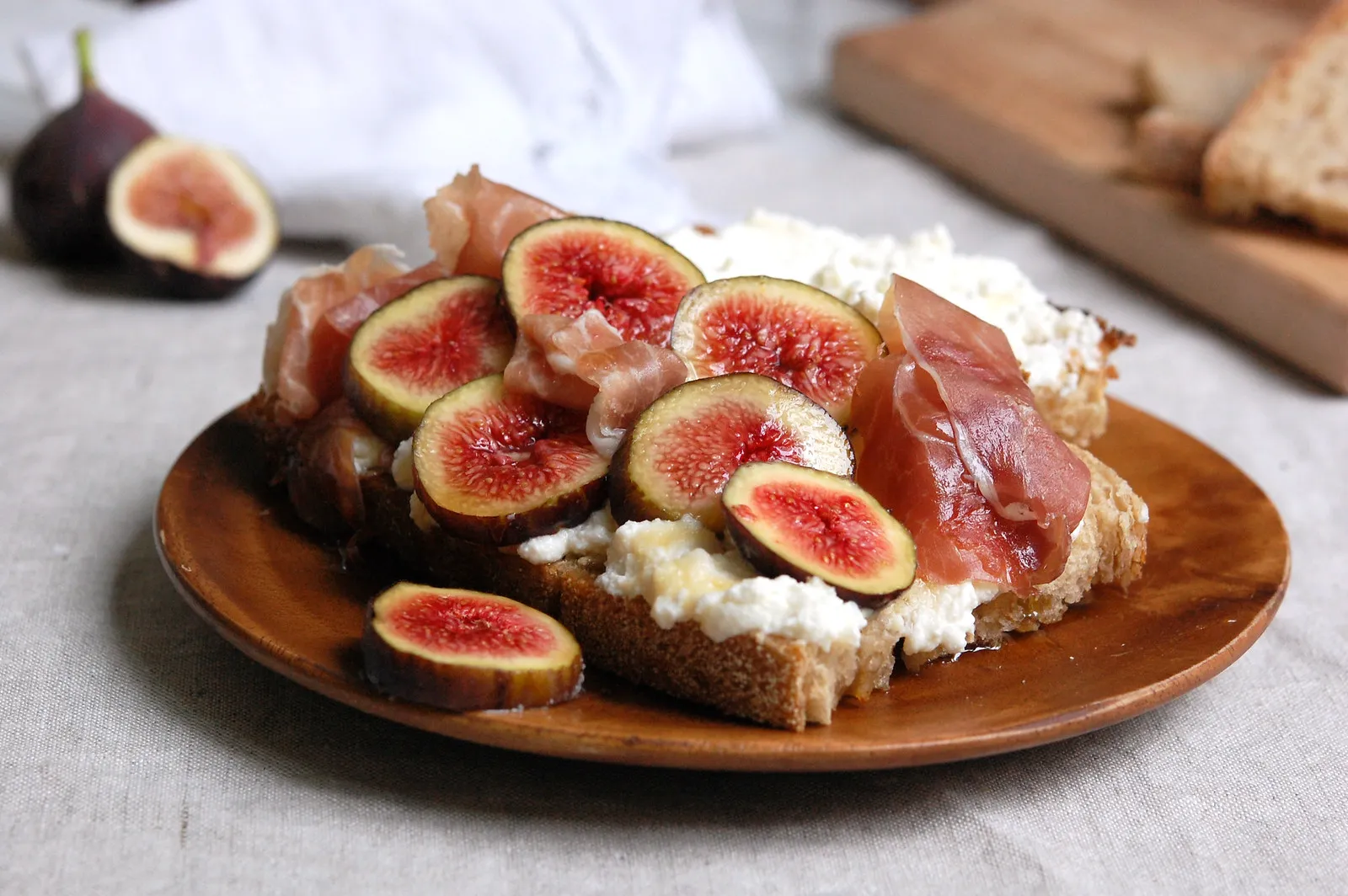 Honey Thyme Ricotta with Fig Toast