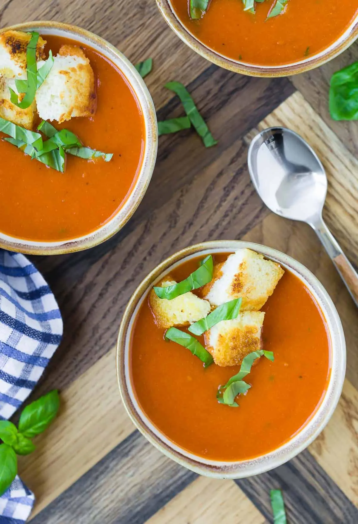 Instant Pot Fresh Tomato Basil Soup