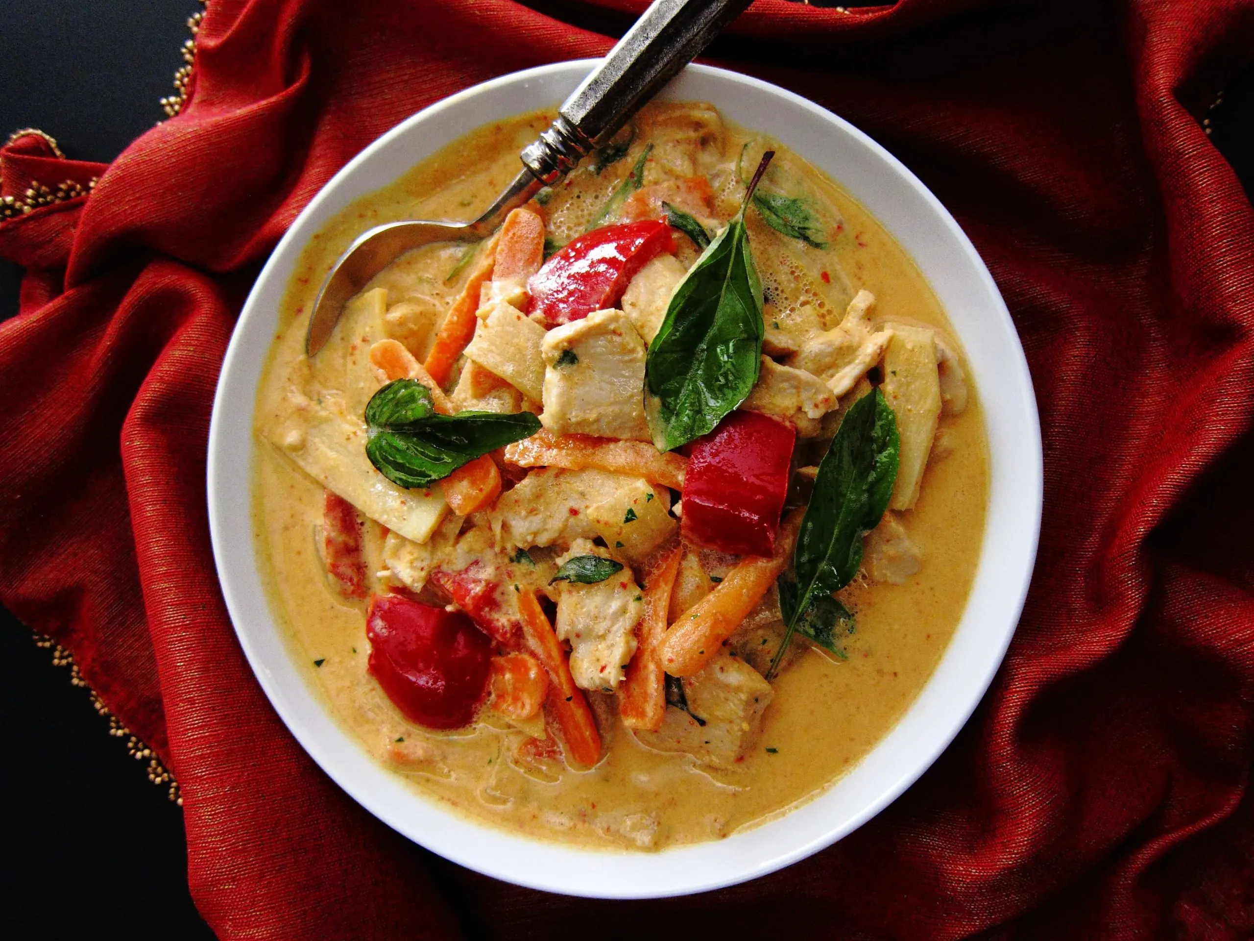 Instant Pot Thai Curry Chicken