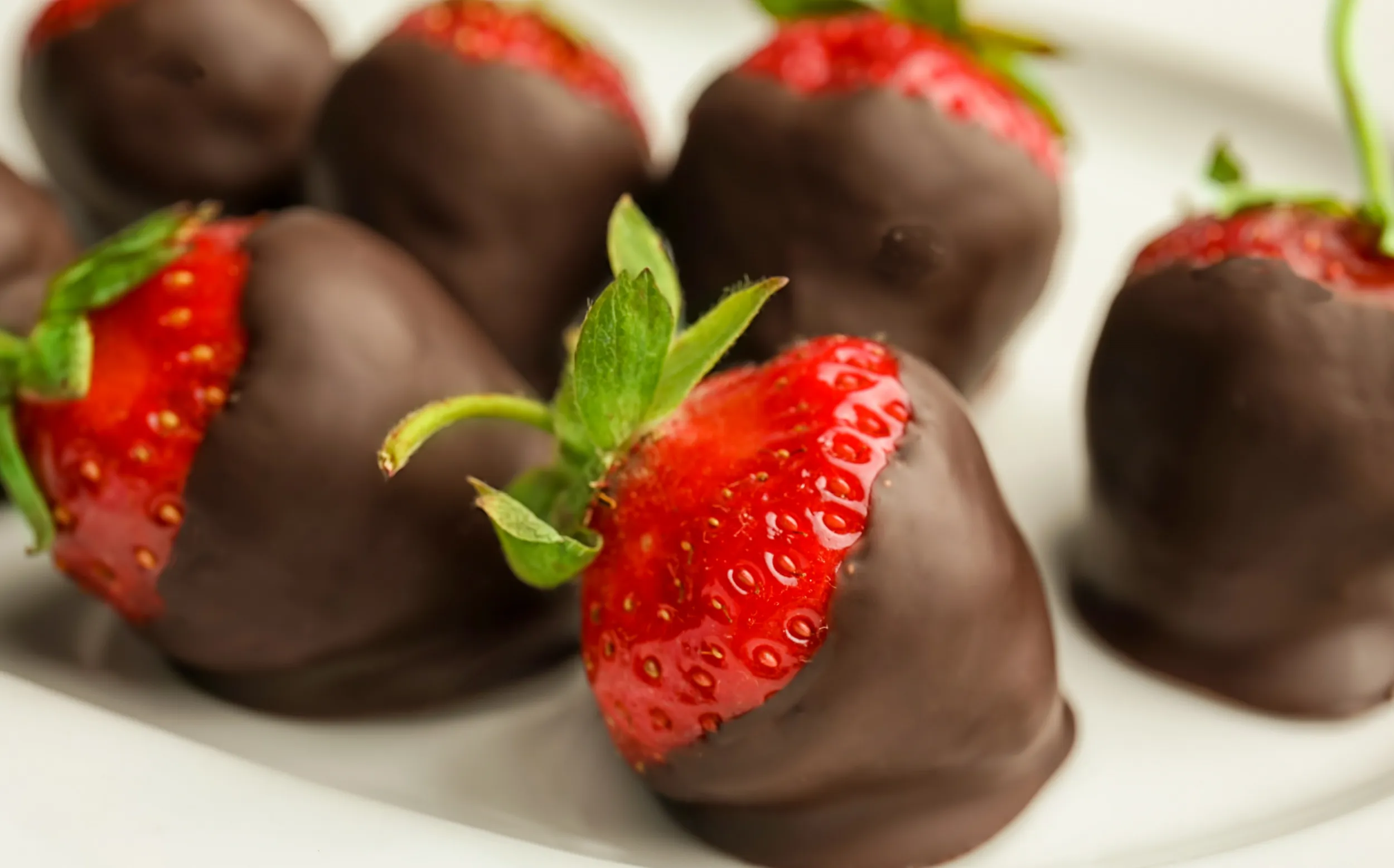Keto Chocolate Covered Strawberries