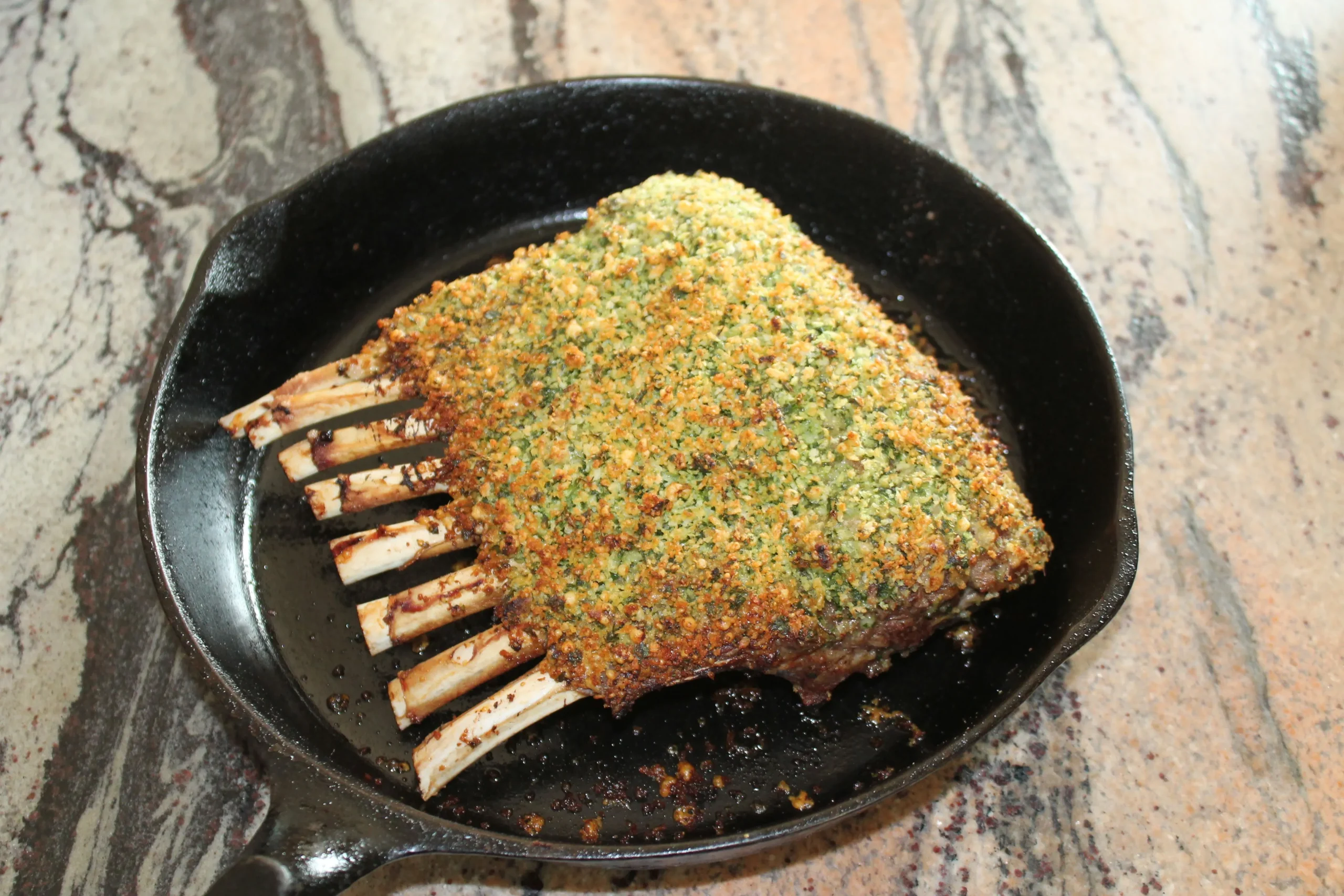 Lamb Chops with Parsley Breadcrumbs Crust