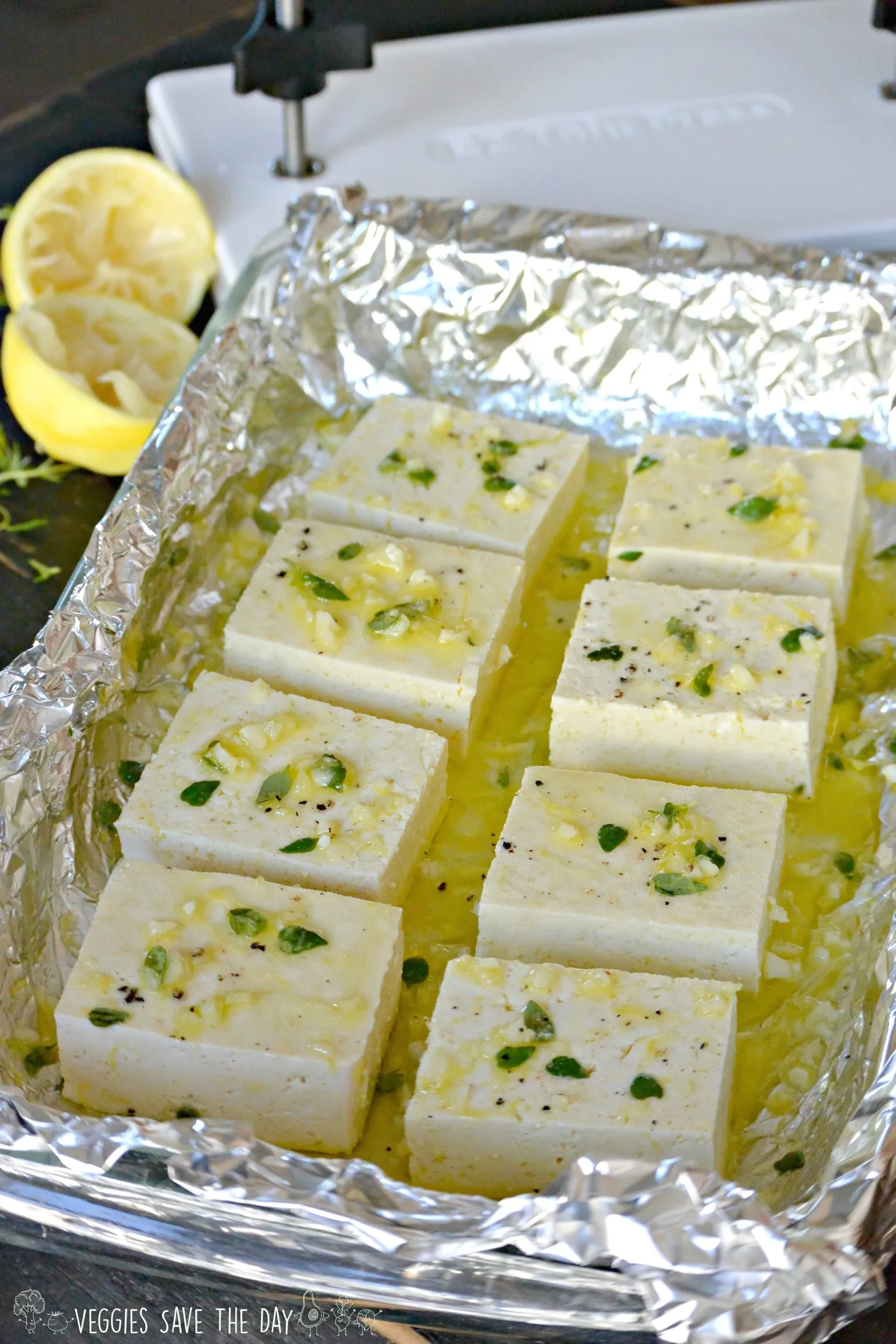 Lemon Garlic Marinated Tofu