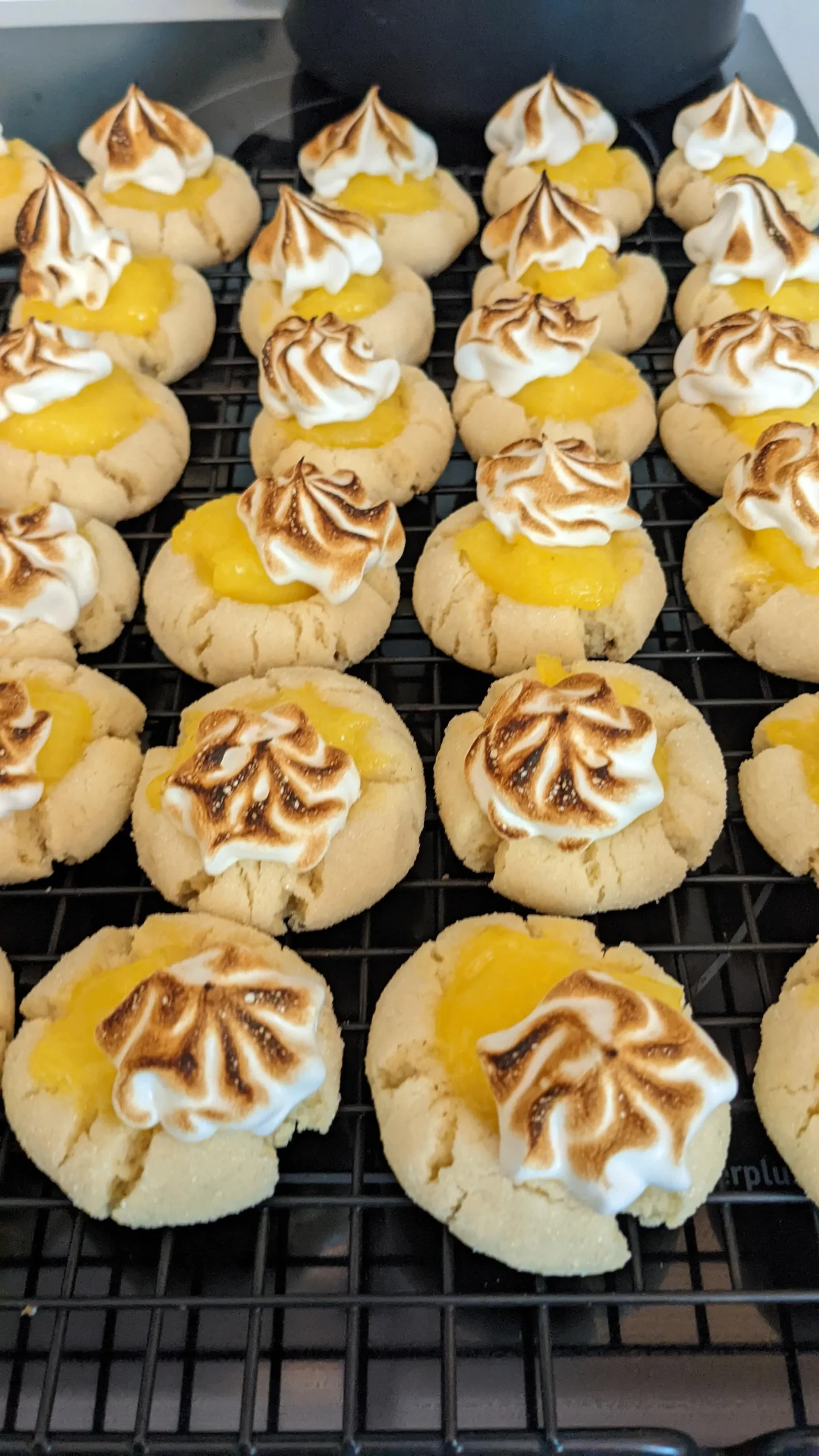Lemon Meringue Pie Cookies