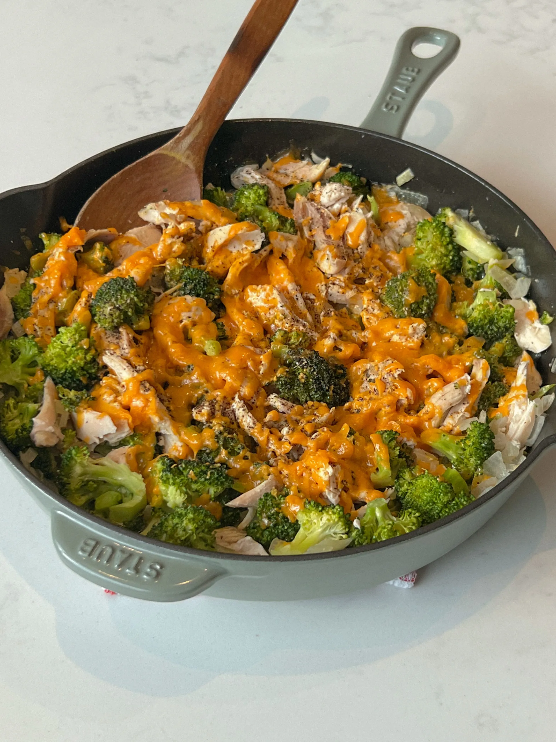 Low Carb Chicken Broccoli Skillet