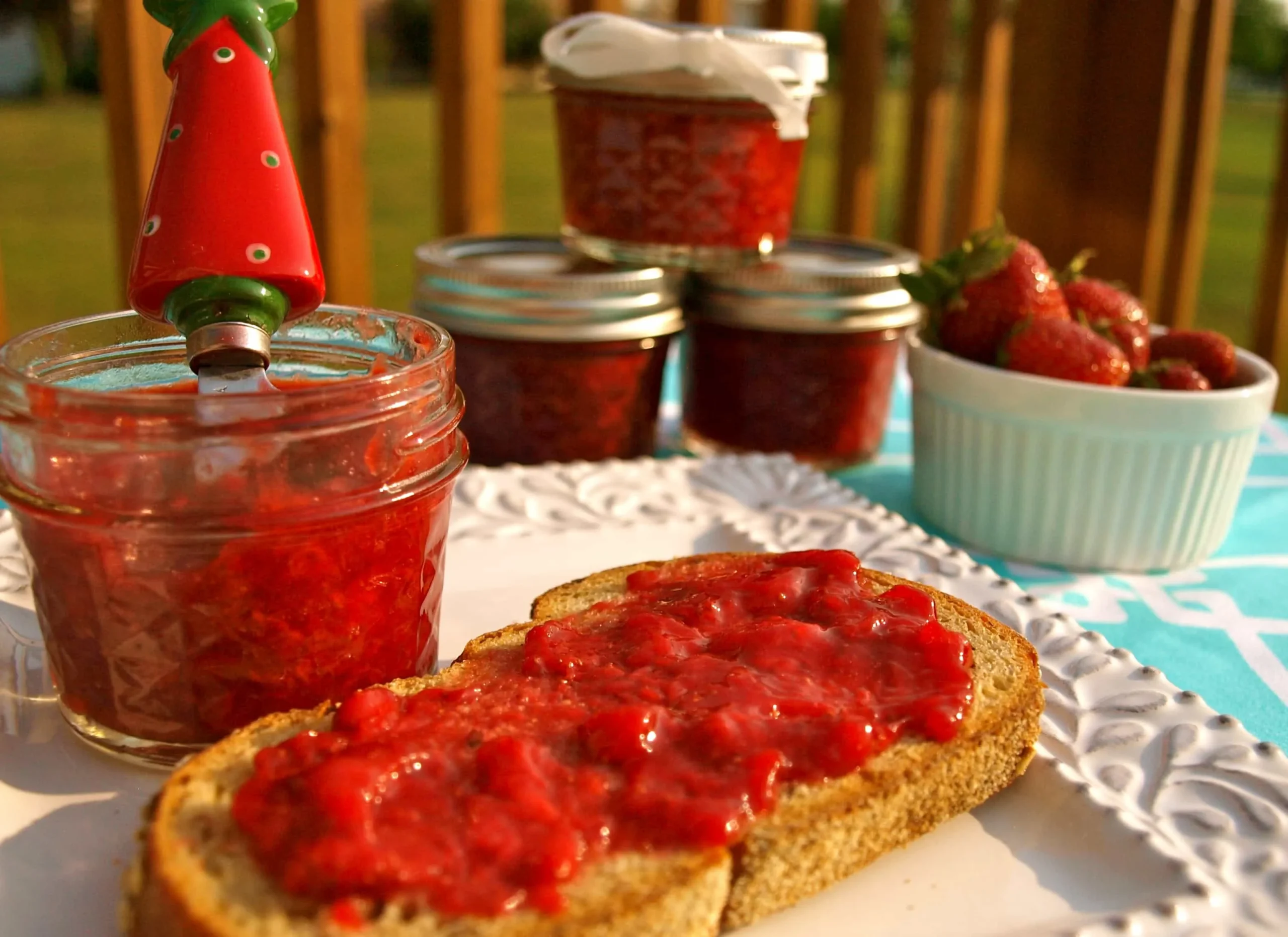 Low Sugar Strawberry Jam