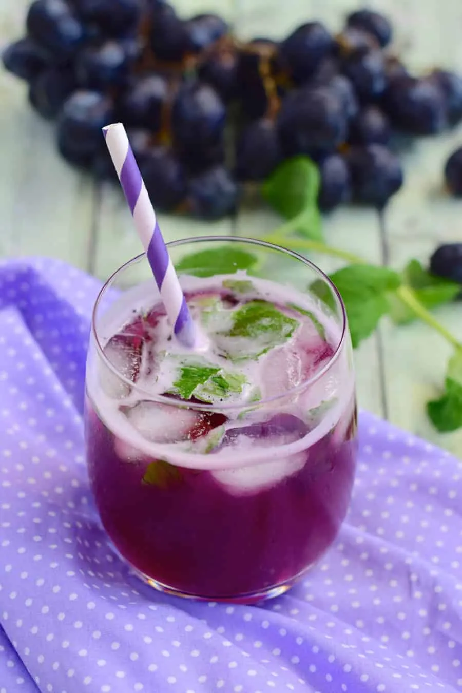 Minimal Monday Homemade Grape Soda