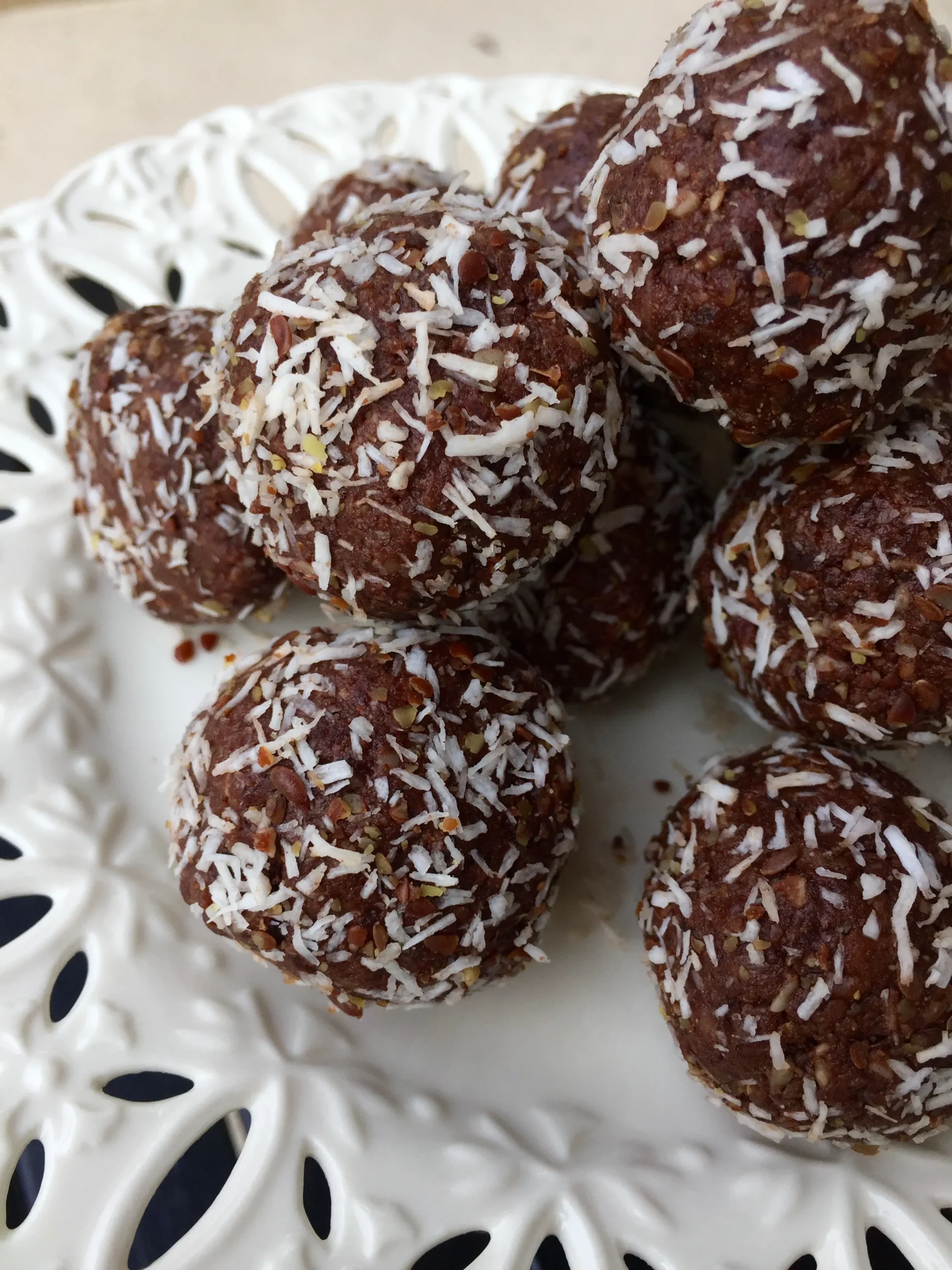 No Bake Chocolate Yum Yum Balls